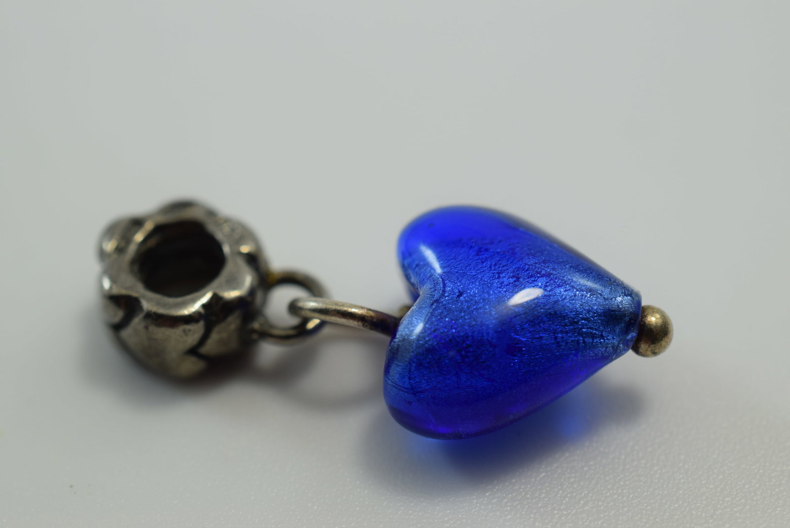 Bacio Sterling Silver 925 For Pandora Chamilia Story Bracelet Charm Art Glass Vintage Lot # JM 204: Bacio Sterling Silver 925 For Pandora Chamilia Story Bracelet Charm Art Glass Vintage measures 1 1/8"