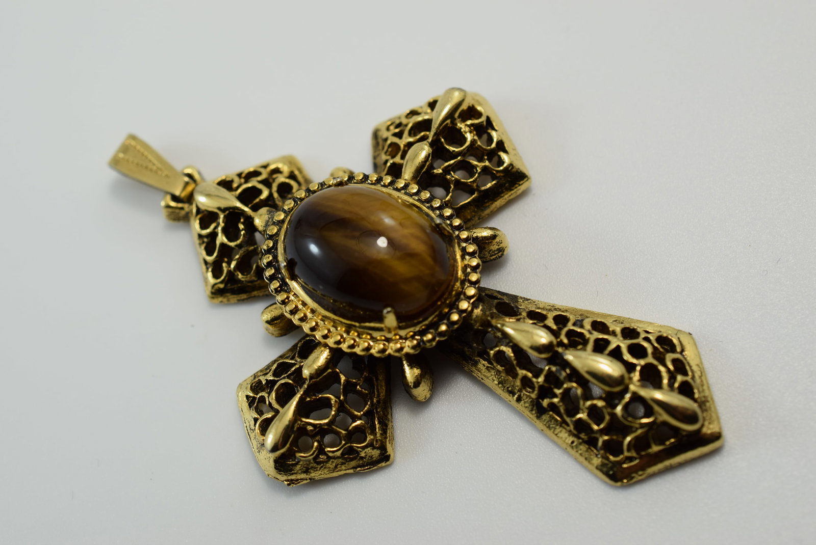Tiger's Eye Large Cabochon Cross 3" Maltese Vintage Lot # JM 239: Tiger's Eye Large Cabochon Cross 3" Maltese Vintage