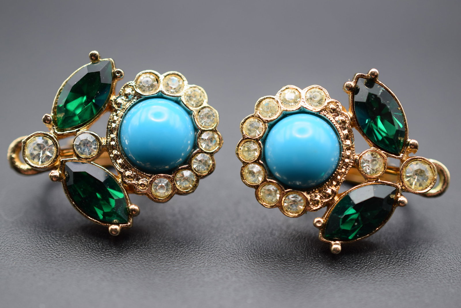 Sarah Coventry Vintage Rhinestone Clip Earrings Lot GJ 259 (1 of 2)