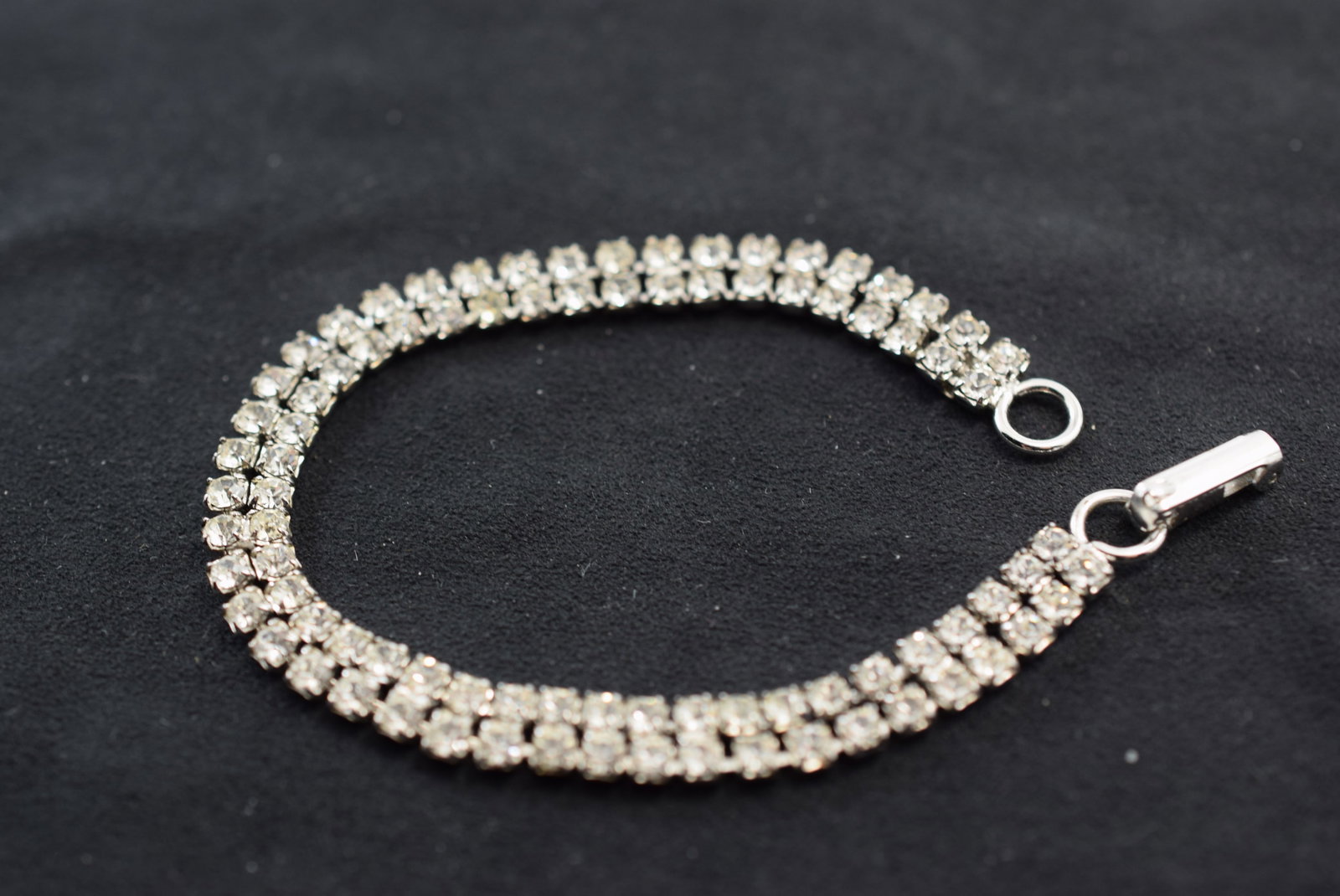 Jay Flex Sterling Silver 925 1940's Rhinestone Bracelet Vintage Lot # JM 312: Jay Flex Sterling Silver 925 1940's Rhinestone Bracelet Vintage Signed measures 6 3/8" long