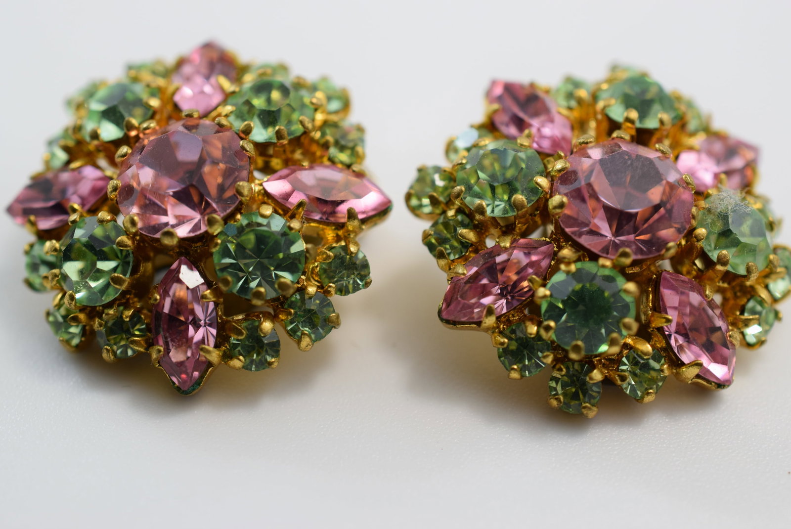 Pastel Rhinestone Clip Earrings 1" Vintage Lot # JM 340 (1 of 2)