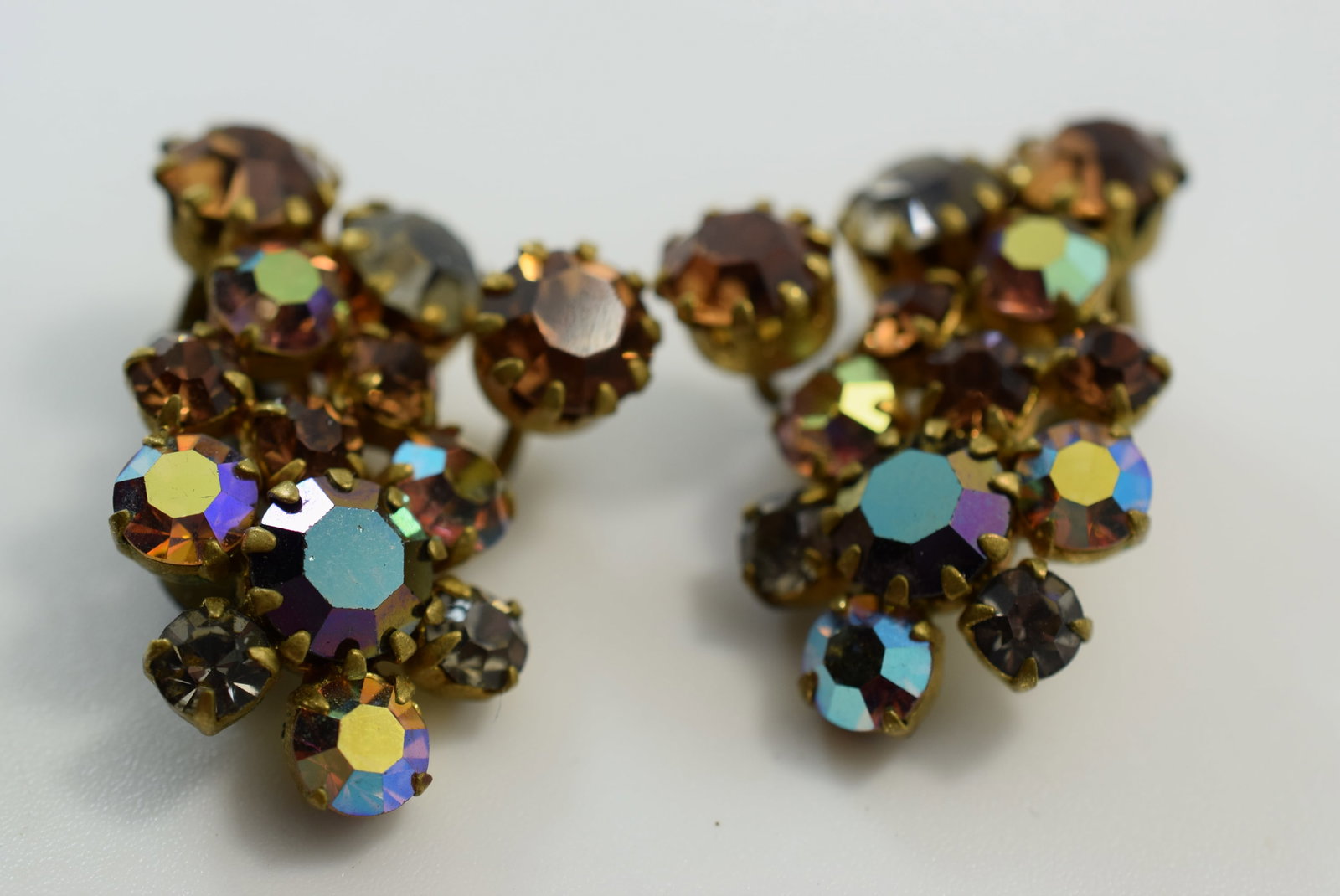 Rhinestone Signed Clip 1940's Earrings Vintage Lot # JM 359 (1 of 3)