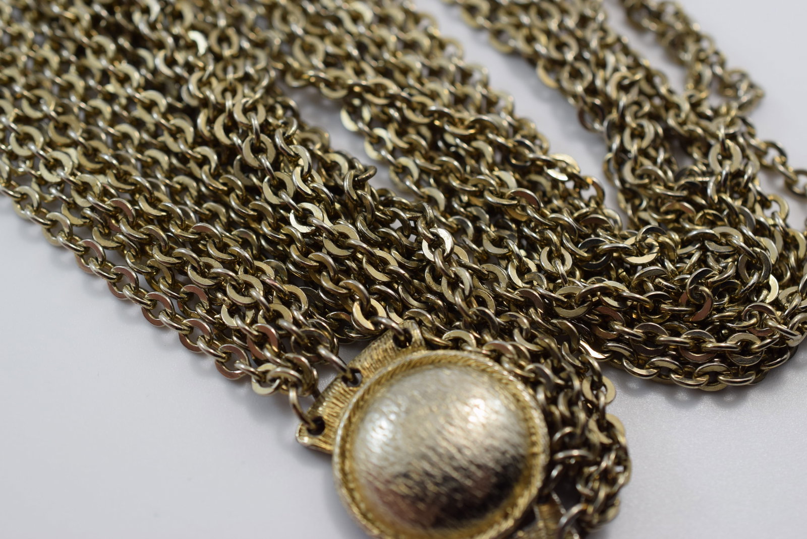 31" 9 Strand Necklace Nice Weight and Clasp Vintage Lot # JM 364: 31" 9 Strand Necklace Nice Weight and Clasp Vintage