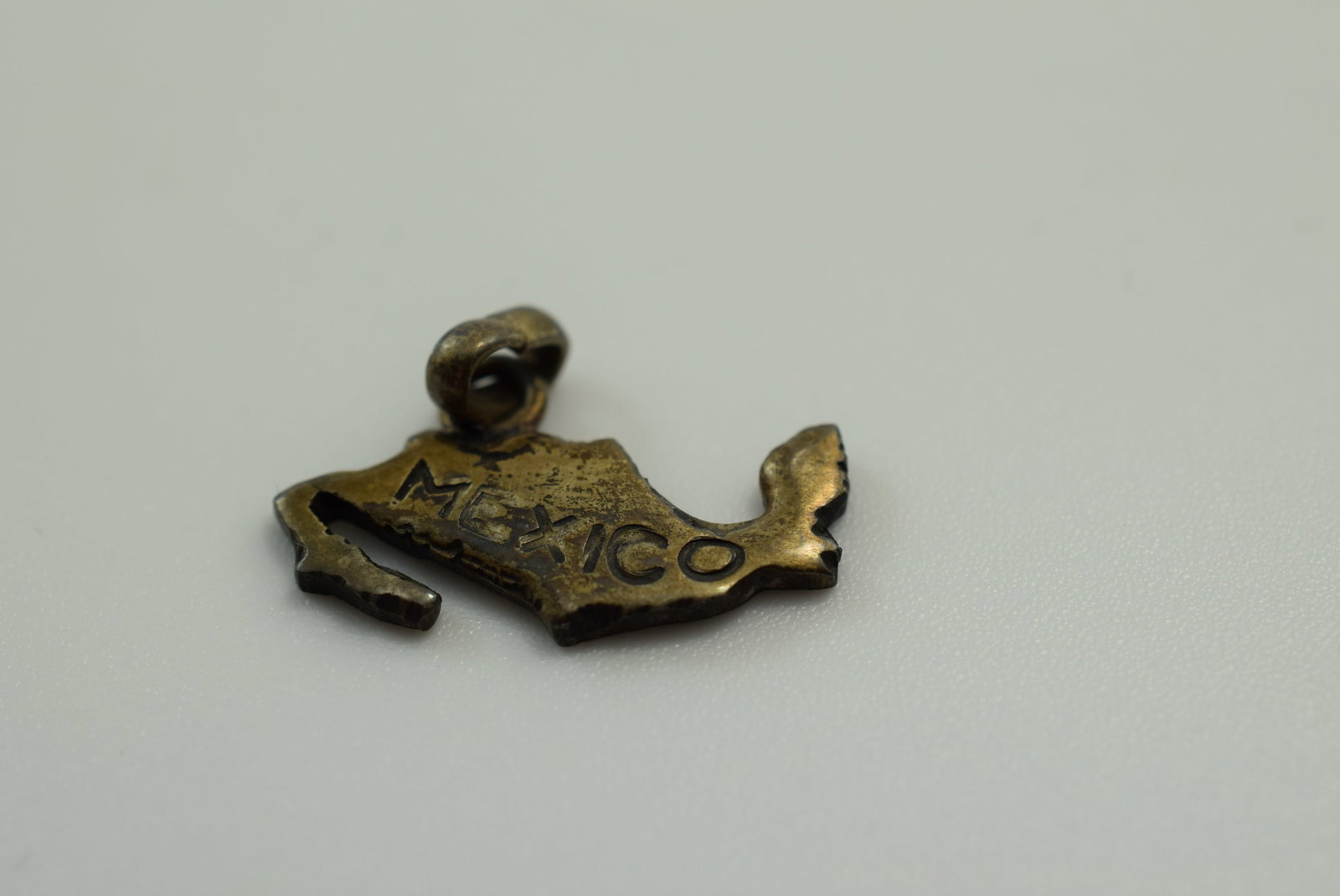 Sterling Silver 925 OLD Map Mexico Charm 1930's Vintage Lot # JM 410: Sterling Silver 925 OLD Map Mexico Charm 1930's Vintage measures 7/8"