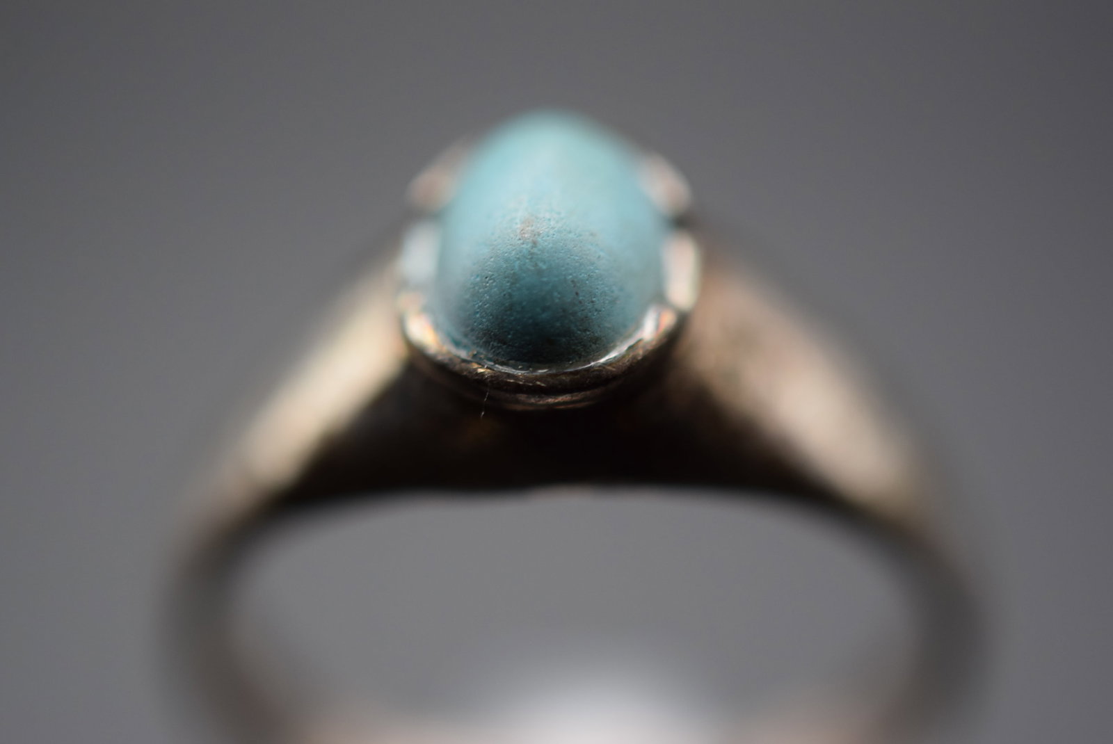 Turquoise Color Sterling Silver 925 Ring Size 7.25 Lot 438: Turquoise Color Sterling Silver 925 Ring Size 7.25 Weighs 2.64 grams Top measures 3/8" signed STER