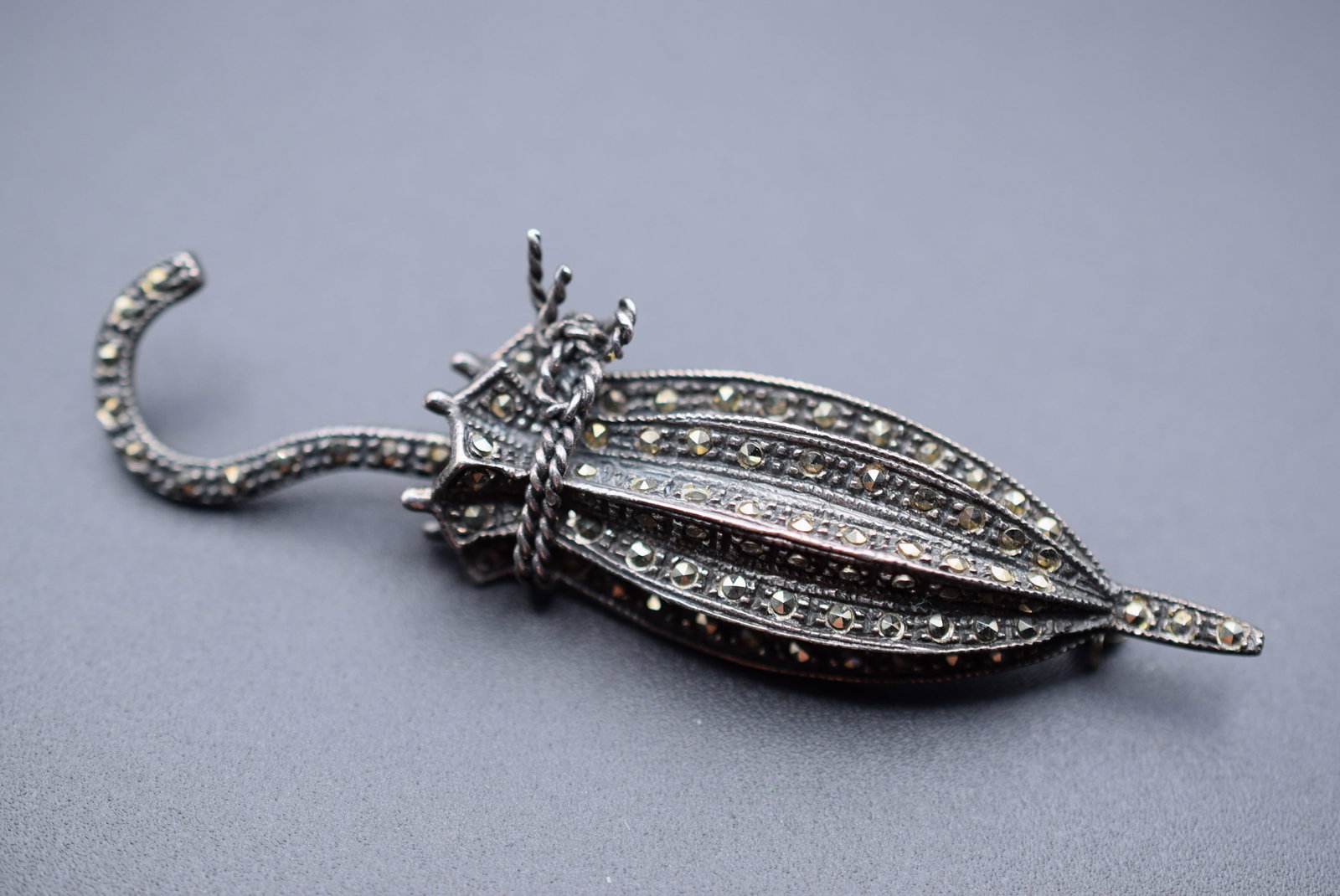 Marcasite Sterling SIlver Umbrella Brooch Pin Rare Shaped Lot GJ 451 (1 of 2)