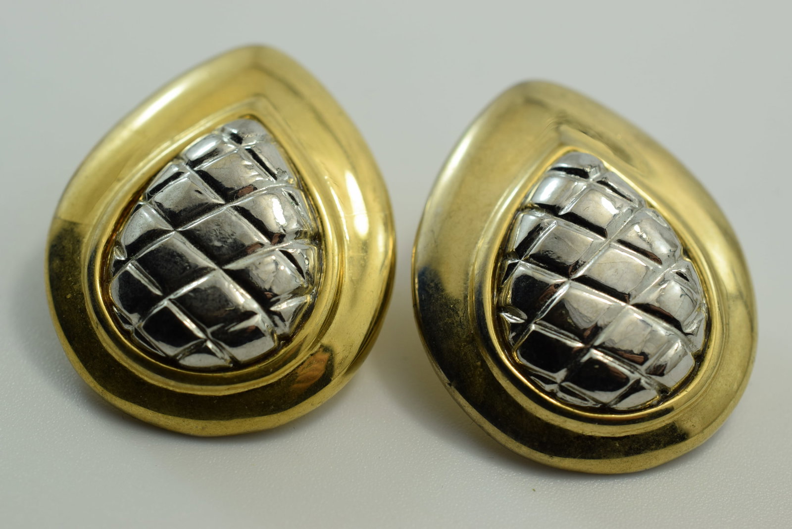 Pear Shaped Quilted Clip Earrings Vintage Lot # JM 480: Pear Shaped Quilted Pattern Clip Earrings Vintage measures 1 3/8"