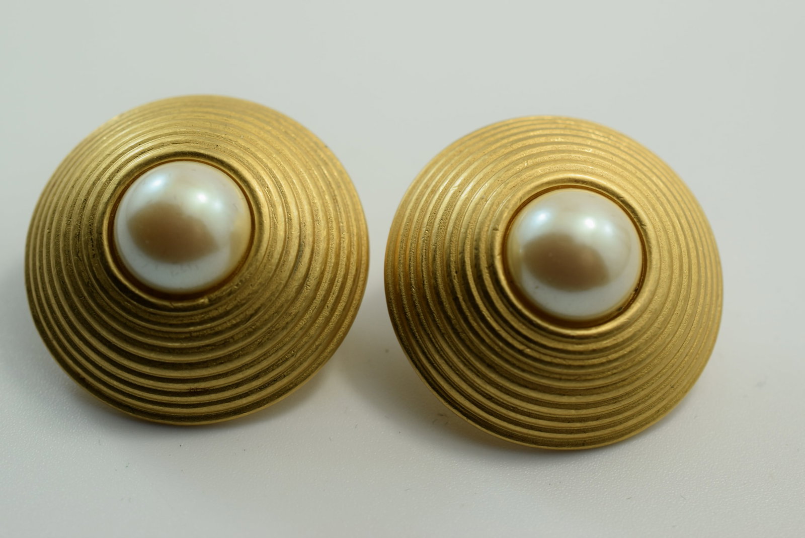 Monet Huge Pierced Faux Pearl Earrings Vintage Lot # JM 481 (1 of 3)