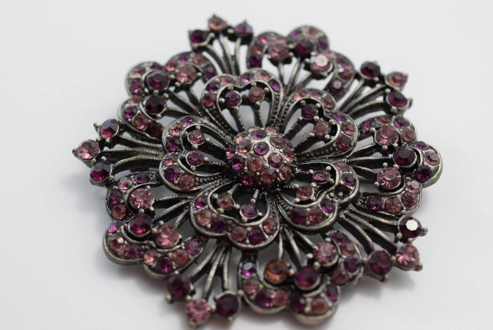 Purple 2 1/2" Rhinestone Brooch Pin Huge Vintage Lot # JM 486: Purple 2 1/2" Rhinestone Brooch Pin Huge Vintage