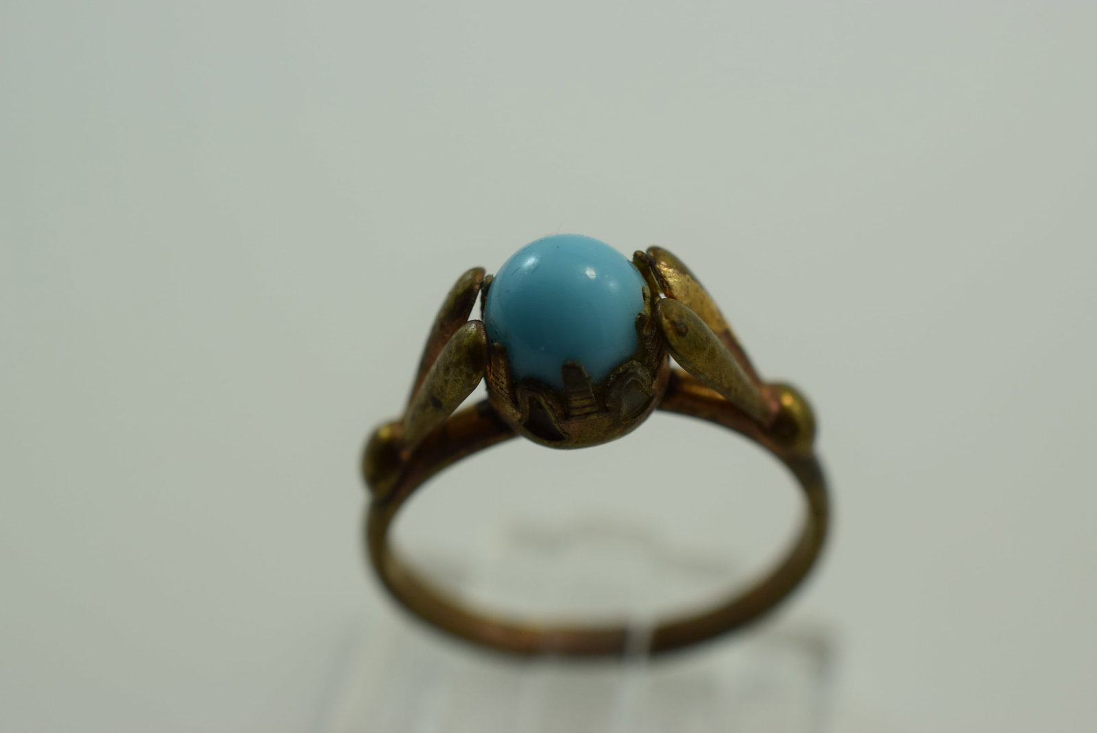 Delicate Turquoise Color Ring Size 6.25 Vintage Lot # JM 493: Delicate Turquoise Color Ring Size 6.25 Vintage