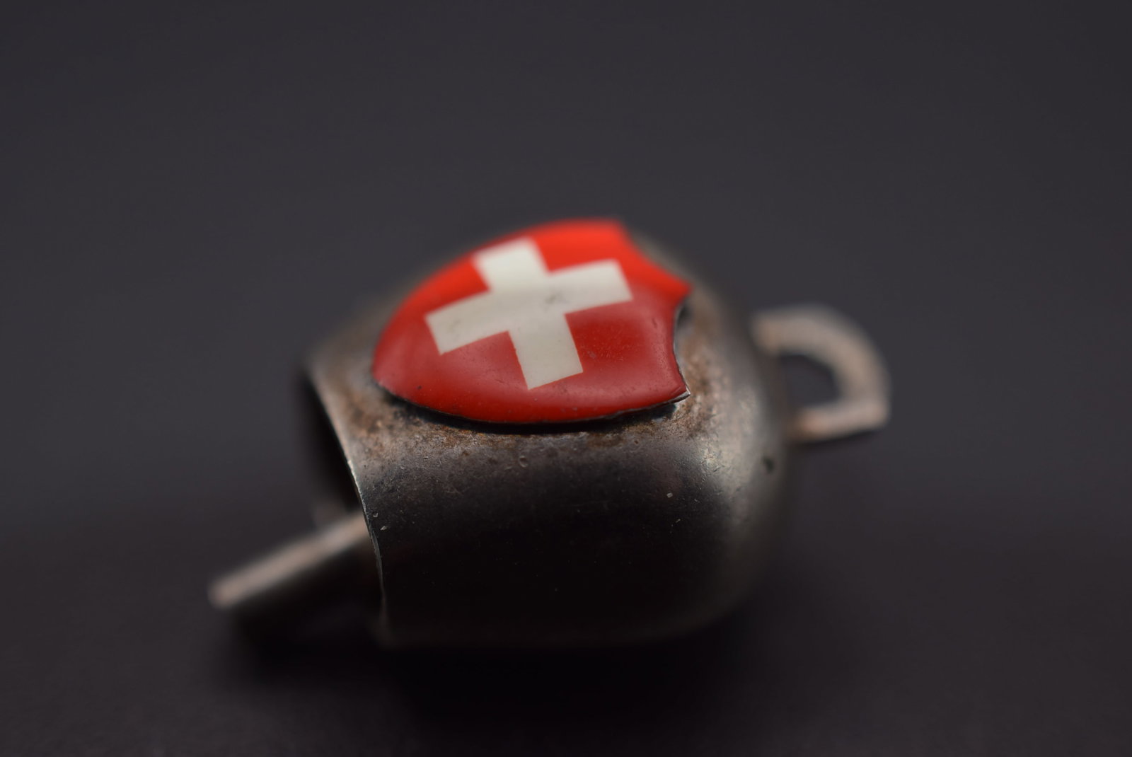 Swiss Enamel Bell Pendant Charm Movable Sterling Vintage Lot# DG 494: Swiss Enamel Bell Pendant Charm Moveable Sterling Vintage measures 5/8" x 1/2" weighs 2.48 grams