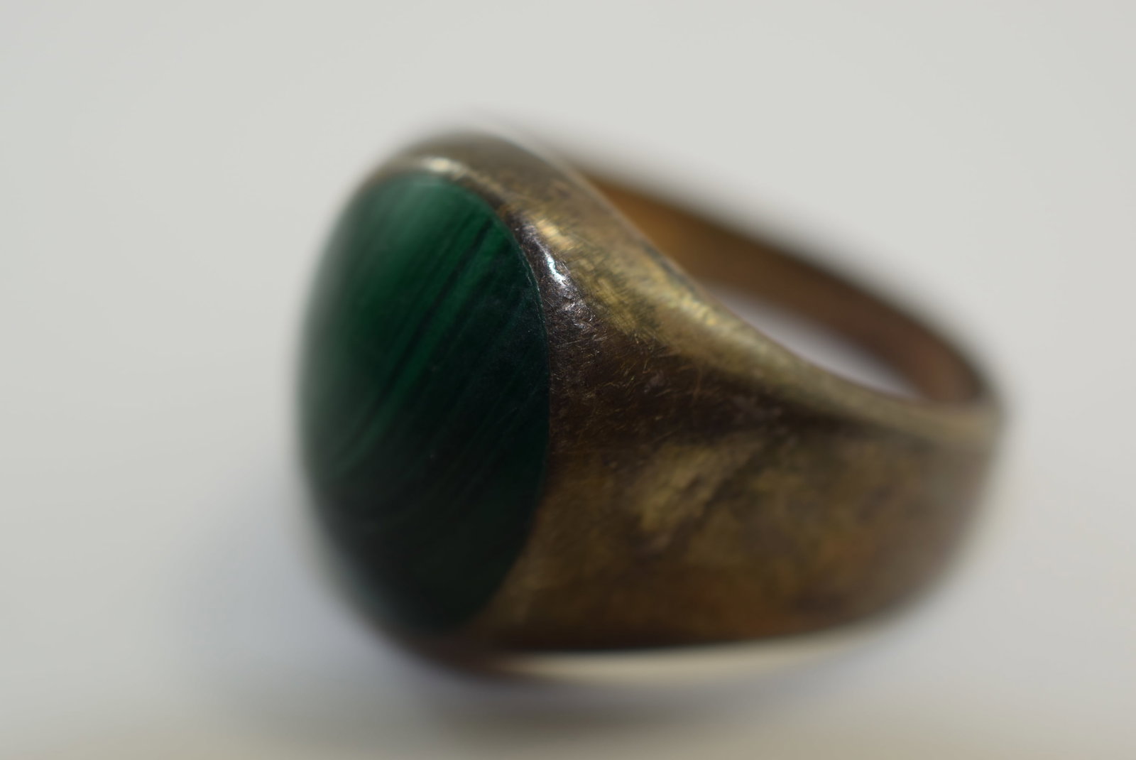 Malachite Sterling HUGE Ring Size 13.5 Weighs 16.8 grams Vintage Lot # JM 497 (1 of 7)