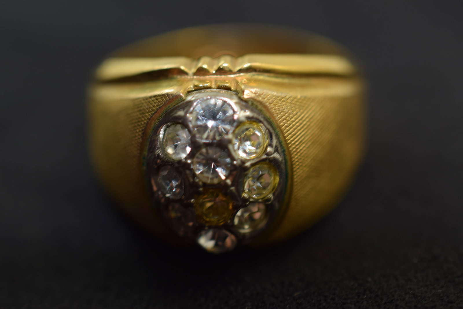 10 KT Gold Filled CZ Stone Ring Size 9.5 Vintage Lot # JM 502 (1 of 3)