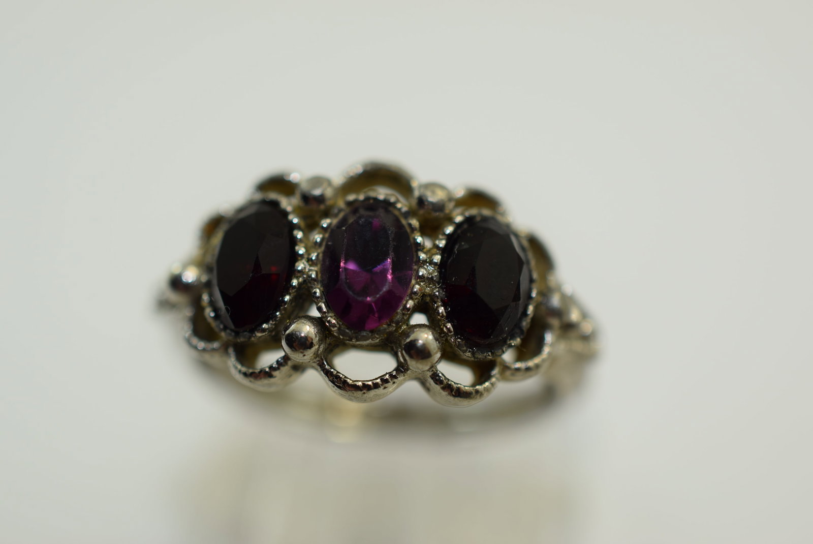 Purple Rhinestone Ring Size 7.5 adjusts smaller Vintage Lot # JM 506: Purple Rhinestone Ring Size 7.5 adjusts smaller Vintage