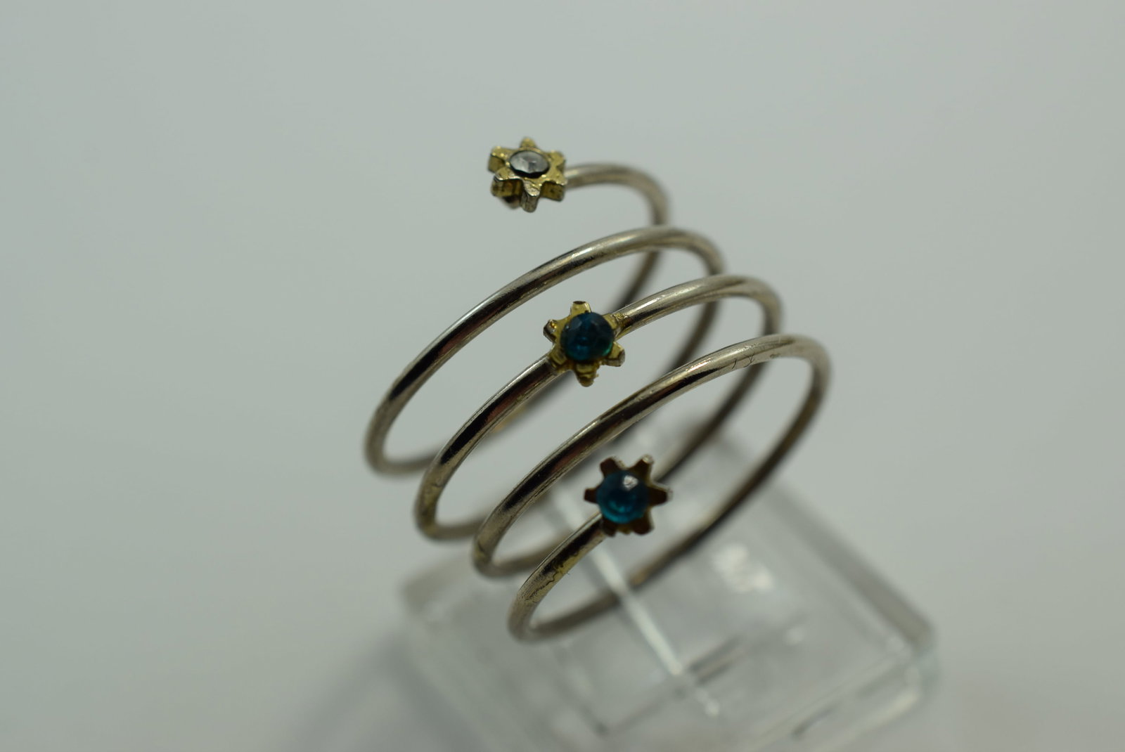 Rhinestone Ring Size 7.5 Vintage Lot # JM 508 (1 of 2)