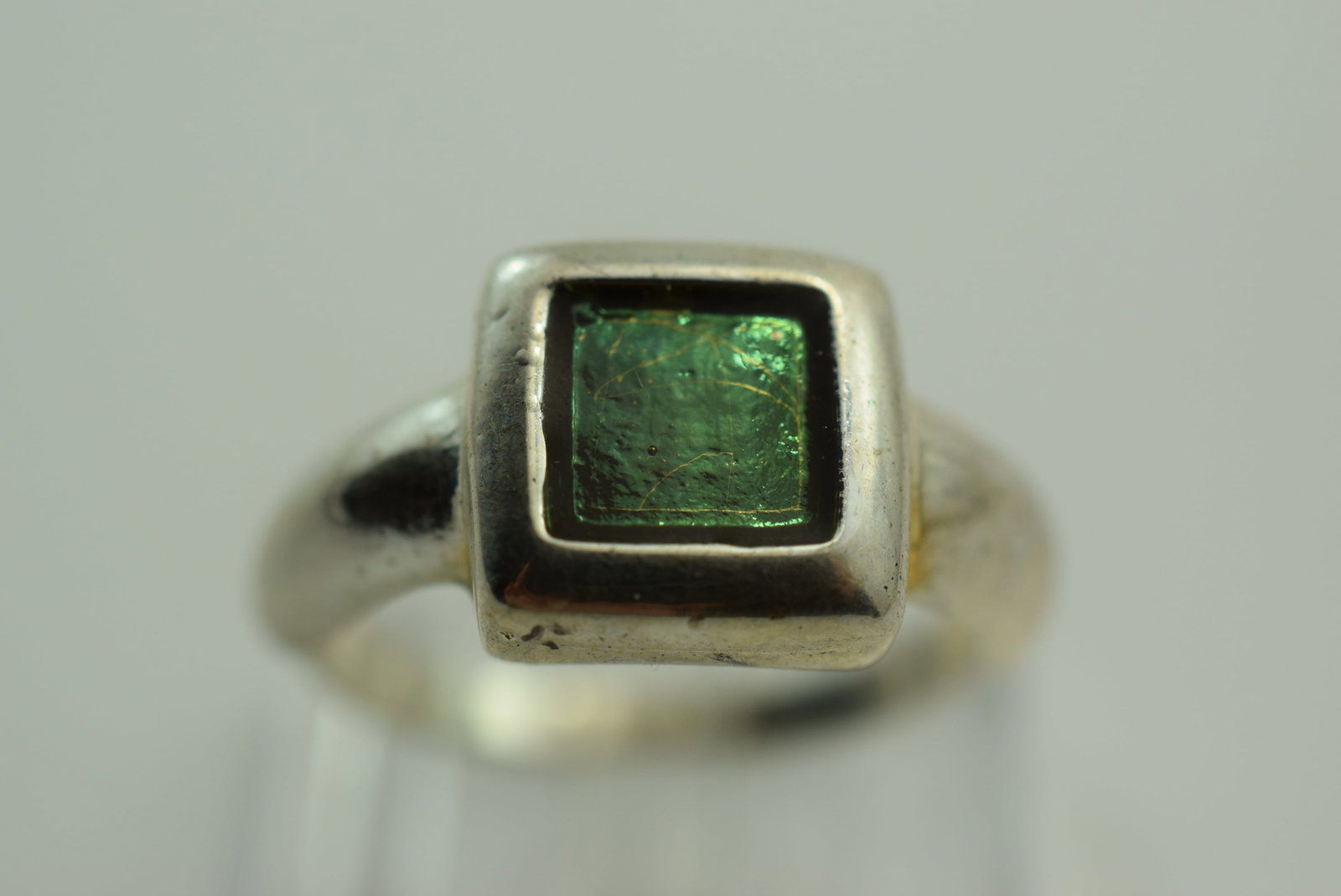 Ring Size 5.5 Vintage Lot # JM 551 (1 of 2)