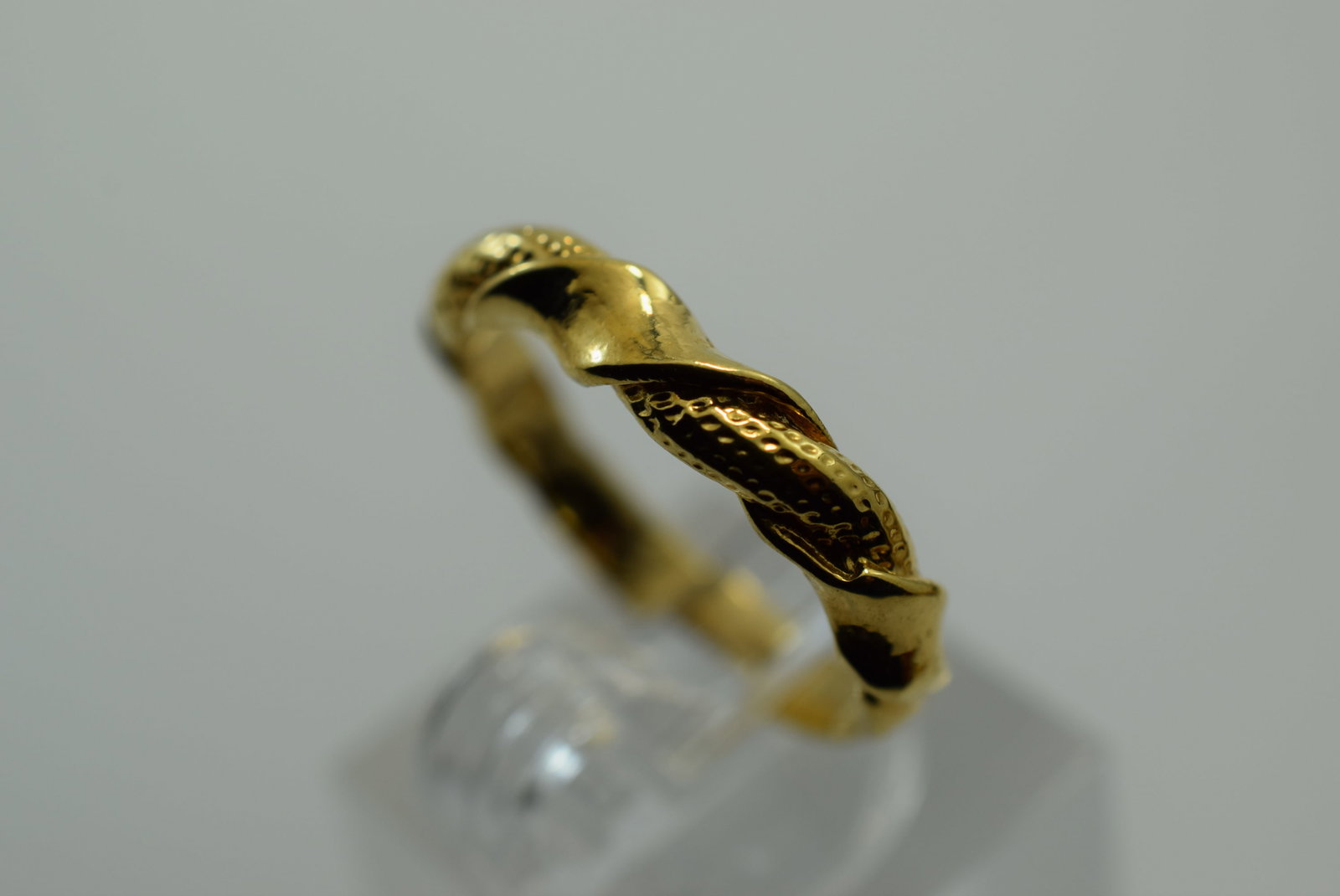 Ring Size 6.5 Vintage Lot # JM 579 (1 of 2)