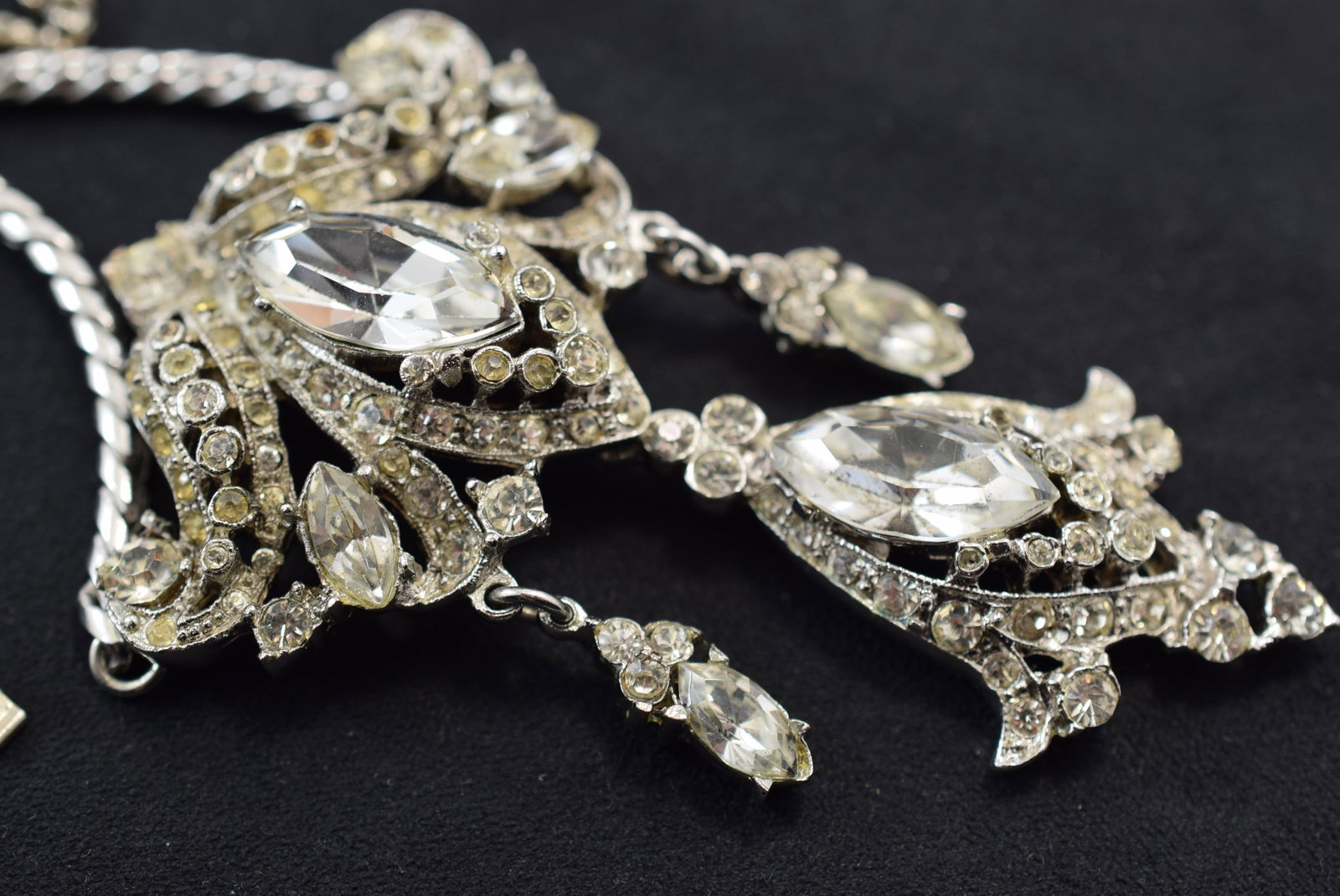 Decatant Coro Pegasus Necklace 1940's Vintage Lot # JM 624 (1 of 3)