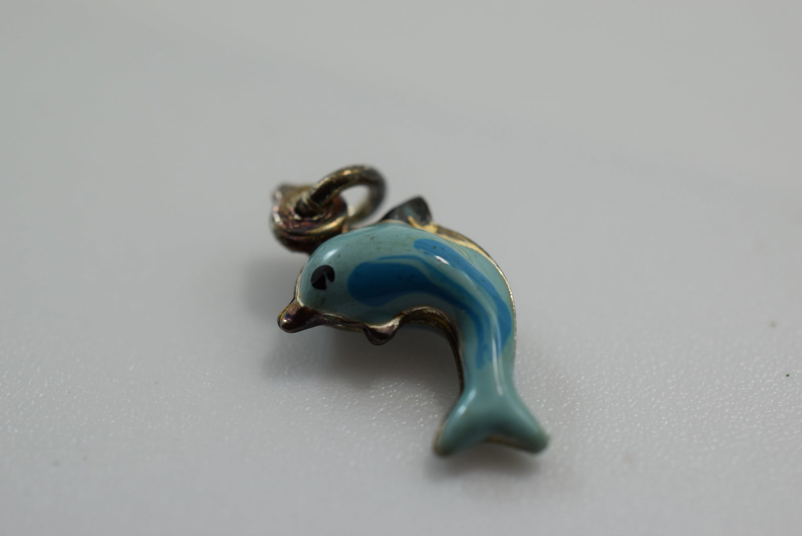 Enamel Dolphin Charm Pendant measures 1/2" x 1/4" Vintage Lot # JM 649: Enamel Dolphin Charm Pendant measures 1/2" x 1/4" Vintage