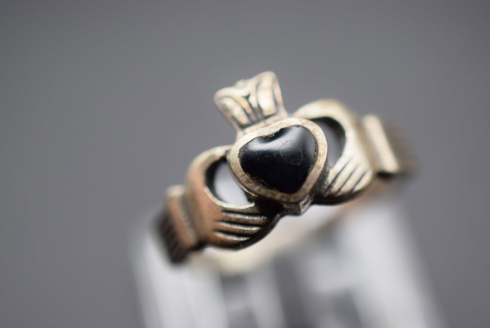Sterling Ring Size 6.75 Claddah Onyx Lot GJ 658: Sterling Ring Size 6.75 Claddah Onyx