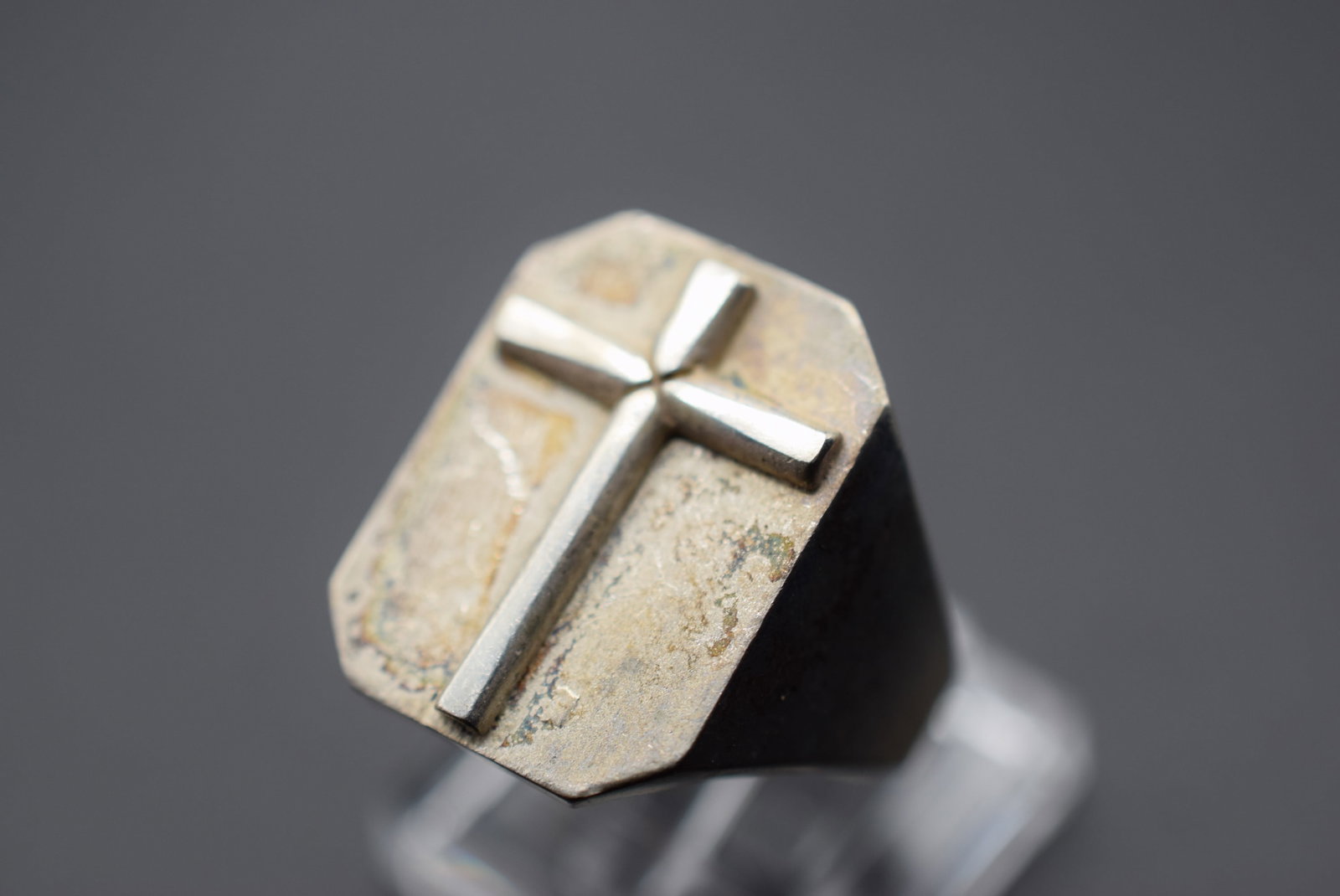 Cross Sterling Ring Size 9.5 Lot GJ 660: Cross Sterling Ring Size 9.5 weighs 6.91 grams