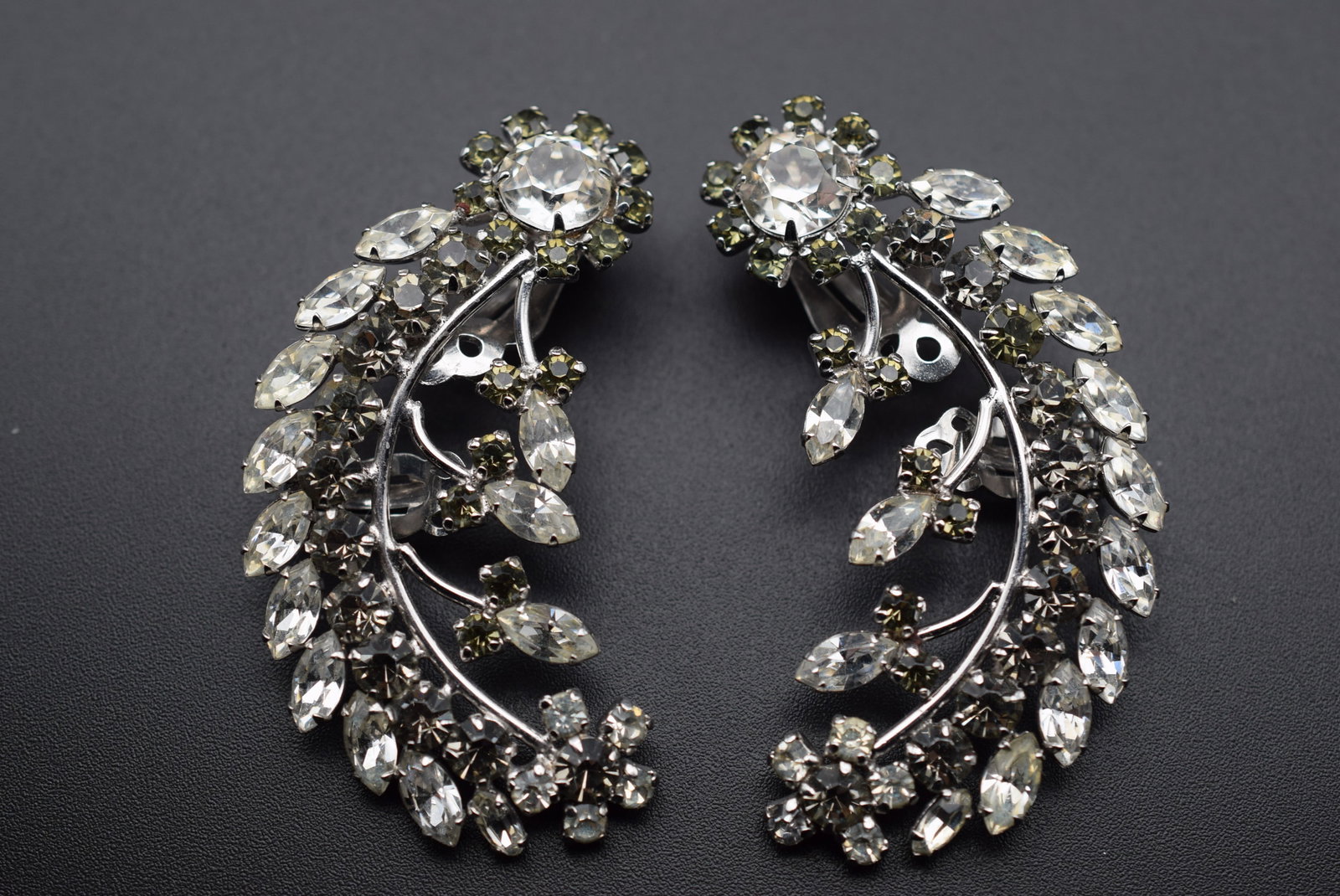 Sherman Double Clip Sweeper Earrings Rhinestone Vintage 1940's Lot# DG 667 (1 of 5)