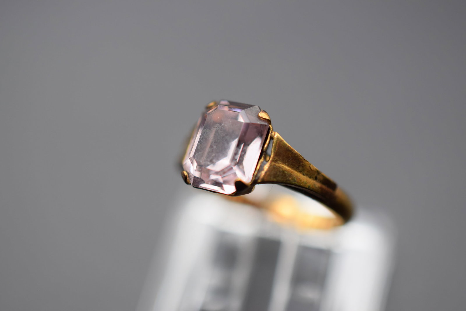 10K gold-filled Ring Size 2.75 Vintage Lot GJ 670: 10K Gold-filled Ring 2.75 Vintage signed inside 1-20 10K Gold-Filled