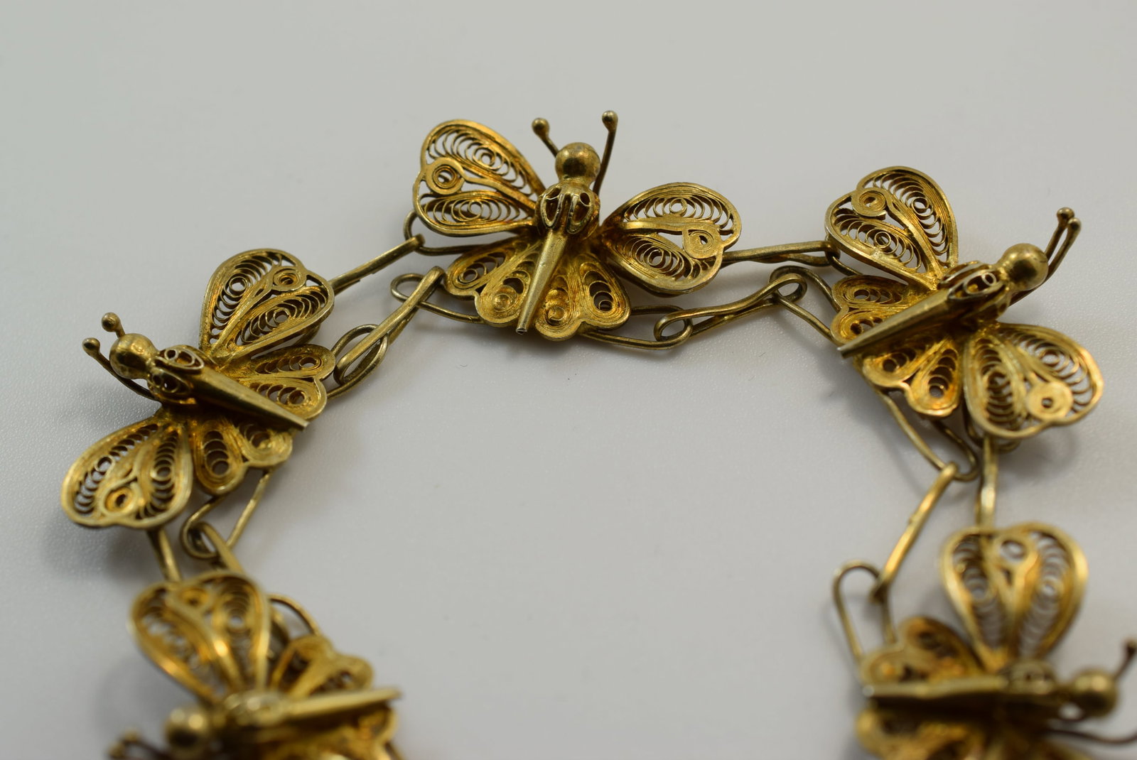 Butterfly Filigree Gilt Bracelet Vintage Lot # JM 705: Butterfly Filigree Gilt Bracelet Vintage Clasp missing measures 6 5/8"