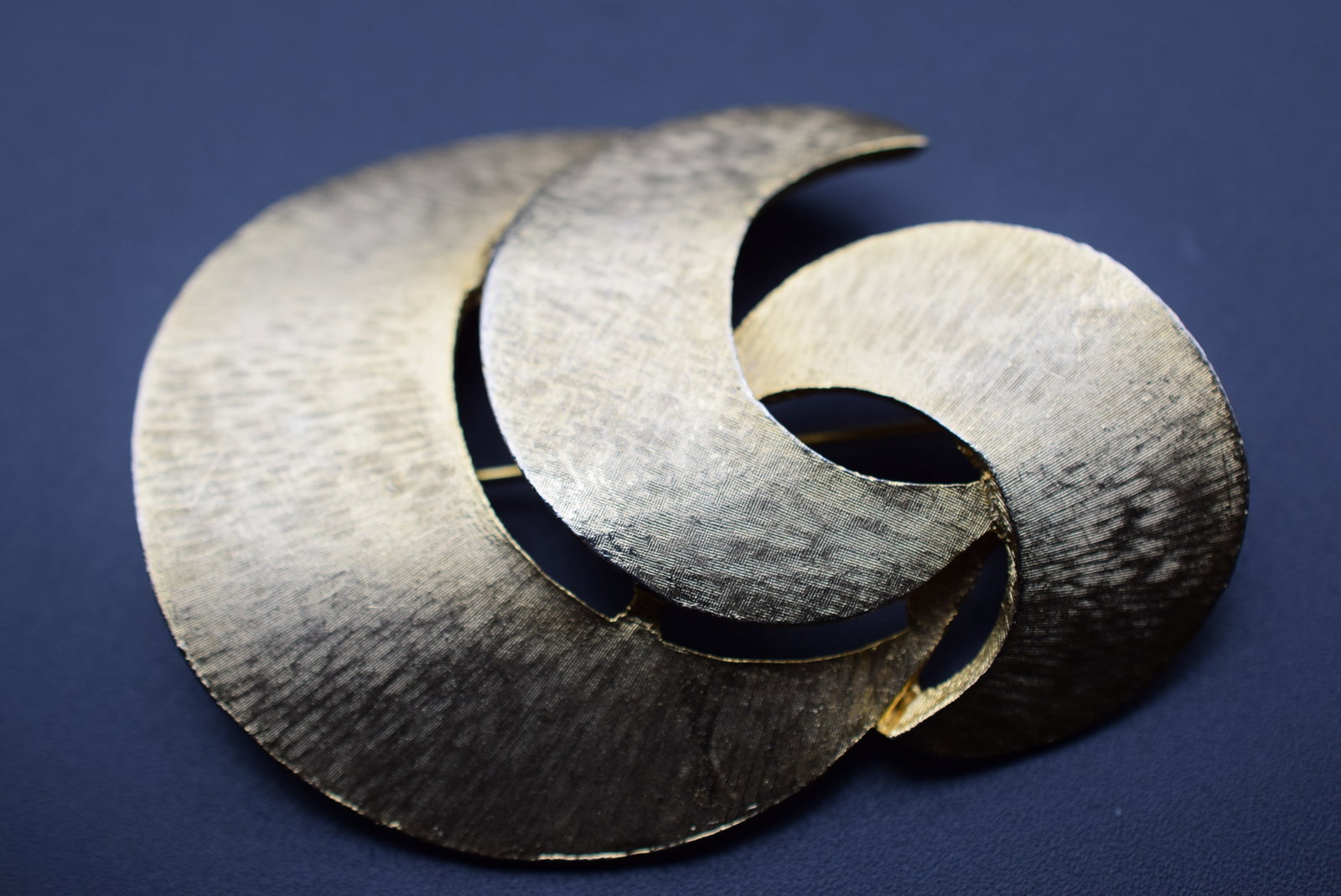 Huge Modernist Brooch Pin 2 3/4" x 2" Lot 733 (1 of 2)