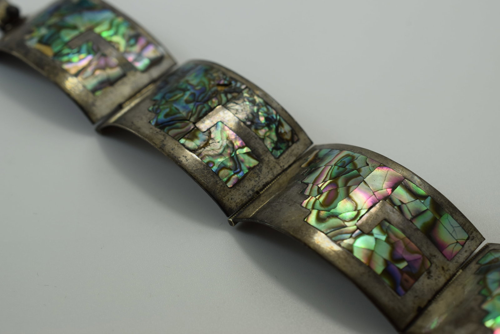 Paua Shell Sterling Silver 925 Abalone Old Bracelet Wide Vintage Lot # JM 737: Paua Shell Sterling Silver 925 Abalone Old Bracelet Wide Vintage