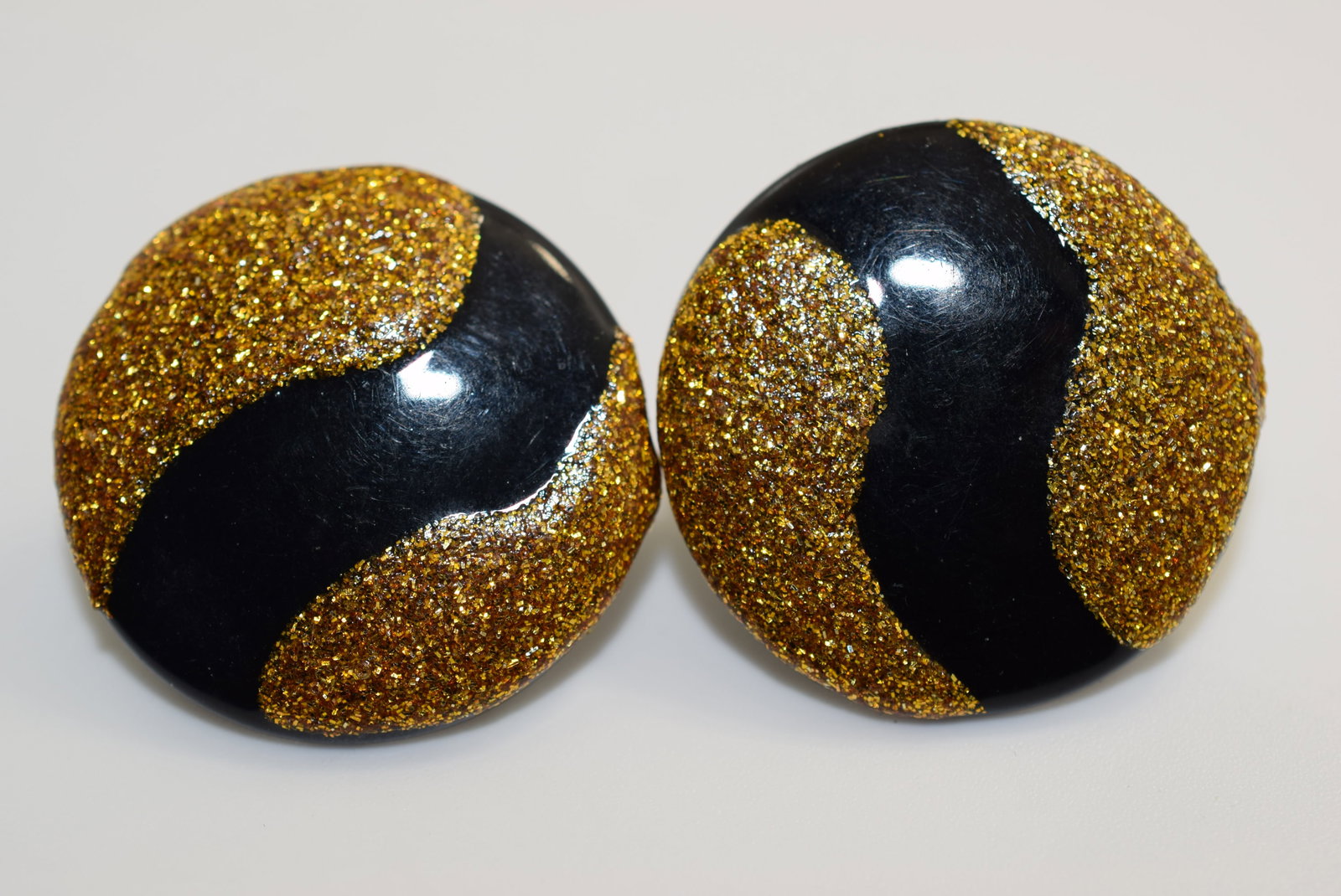 1980's Pierced Earrings Gold SparkleVintage Lot # JM 859 (1 of 2)