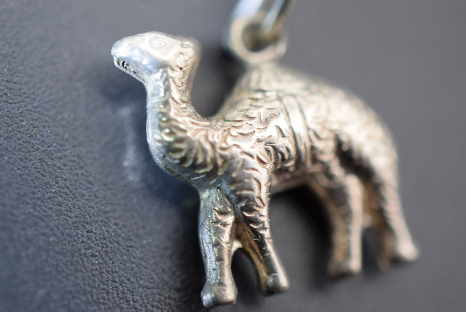 Sterling Charm Camel Pendant Lot GJ 888: Sterling Charm Camel Pendant
