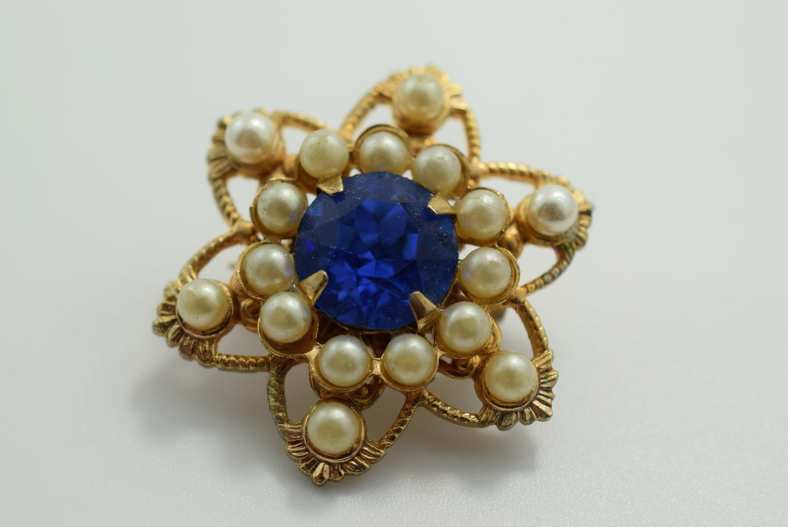 Rhinestone Pearl Brooch Pin 1940's Vintage Lot # JM 903: Rhinestone Pearl Brooch Pin 1940's Vintage