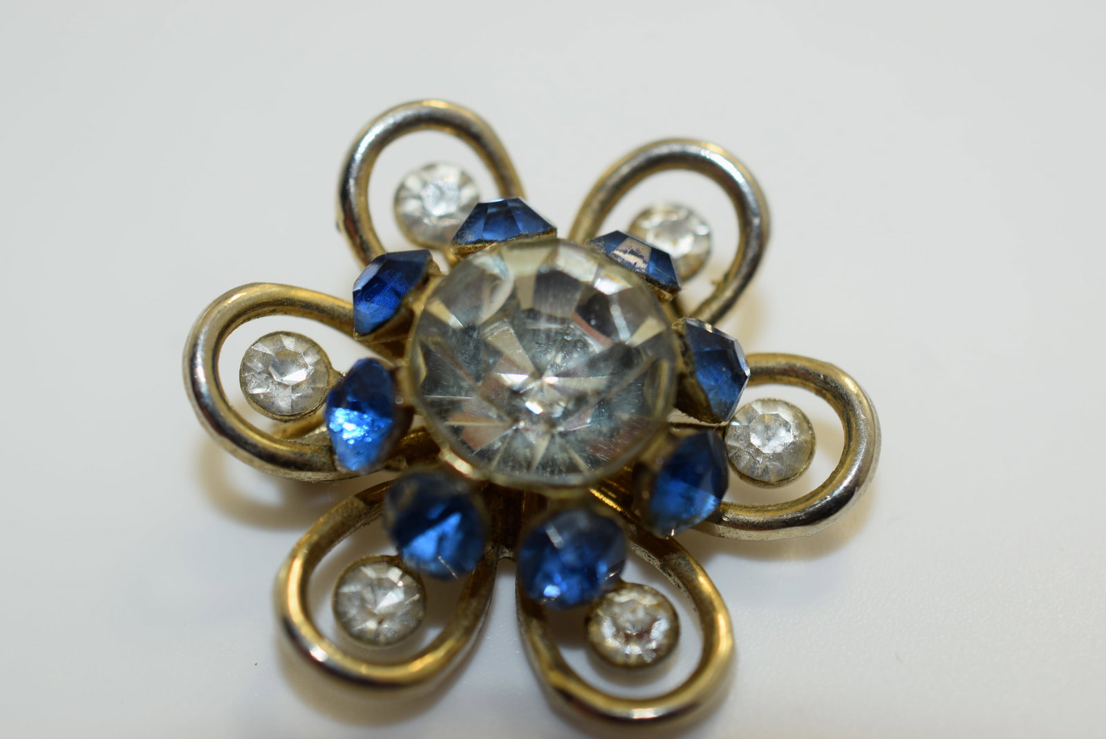 Coro Rhinestone Signed Brooch Pin 1940's Vintage Lot # JM 915 (1 of 3)