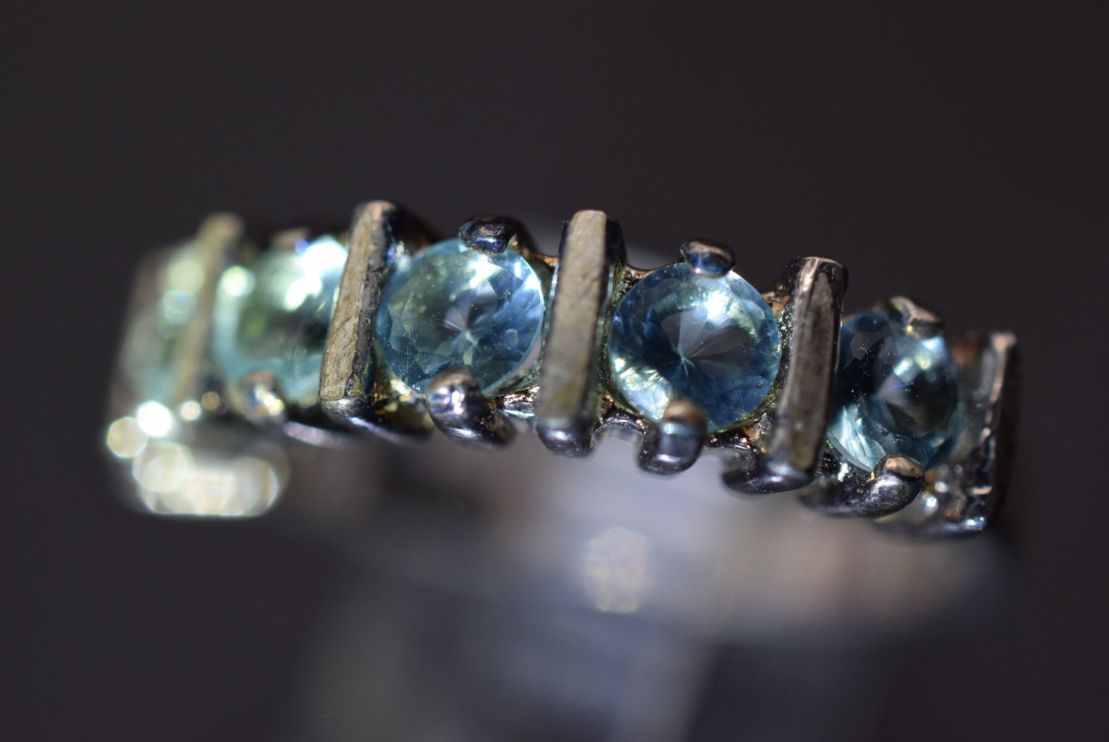 Blue CZ Sterling Silver 925 Ring Size 6.75 Lot GJ 916: Blue CZ Sterling Silver 925 Ring Size 6.75