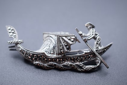 Dragon Boat Sterling Marcasite Vintage Brooch Pin Lot# DG 1004 (1 of 2)