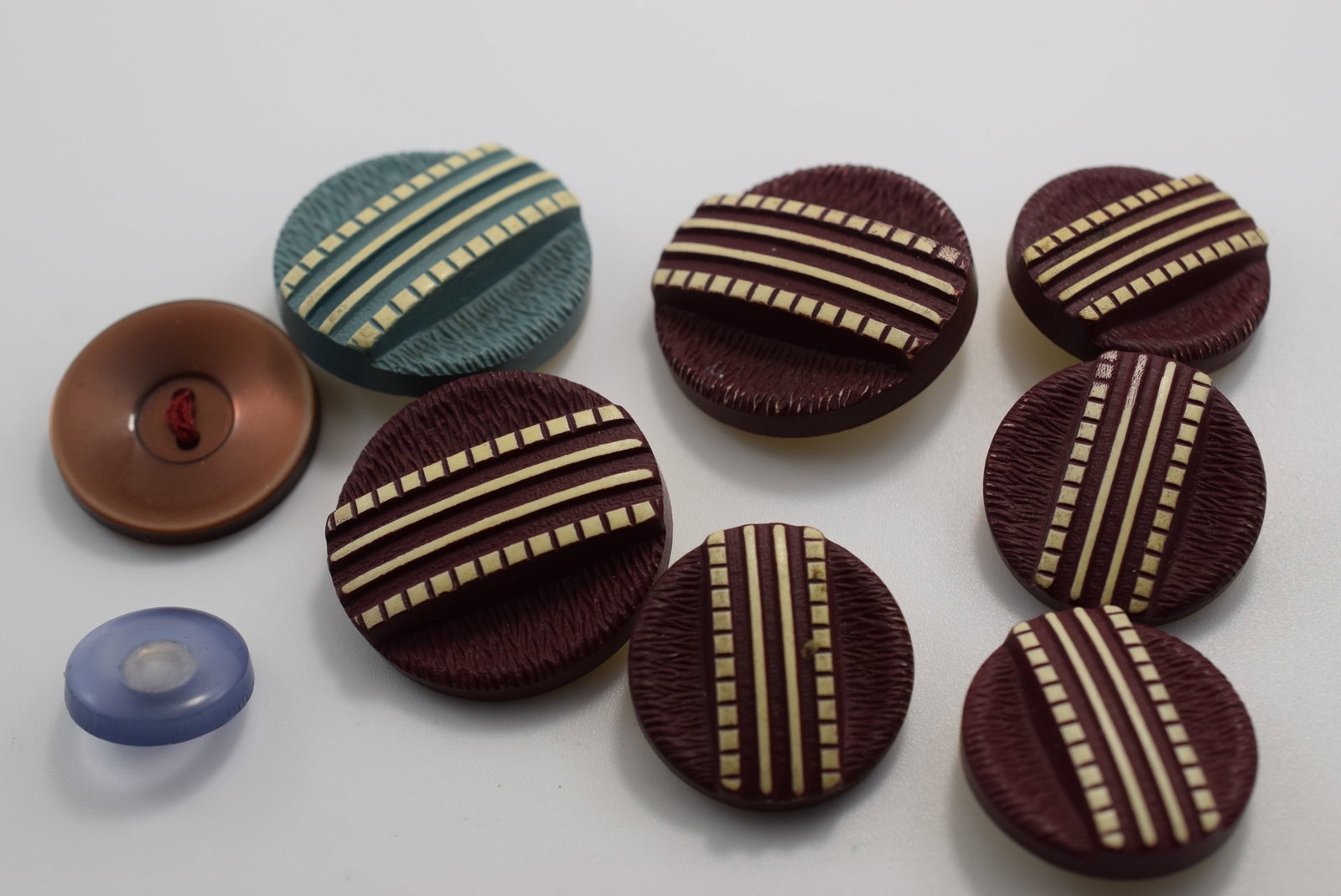 Button Lot 1940's Vintage Lot # JM 1038 (1 of 2)