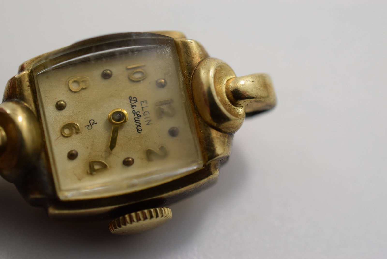 Elgin Deluxe Watch 1940's untested winds well Vintage Lot # JM 1066: Elgin Deluxe Watch 1940's untested winds well Vintage