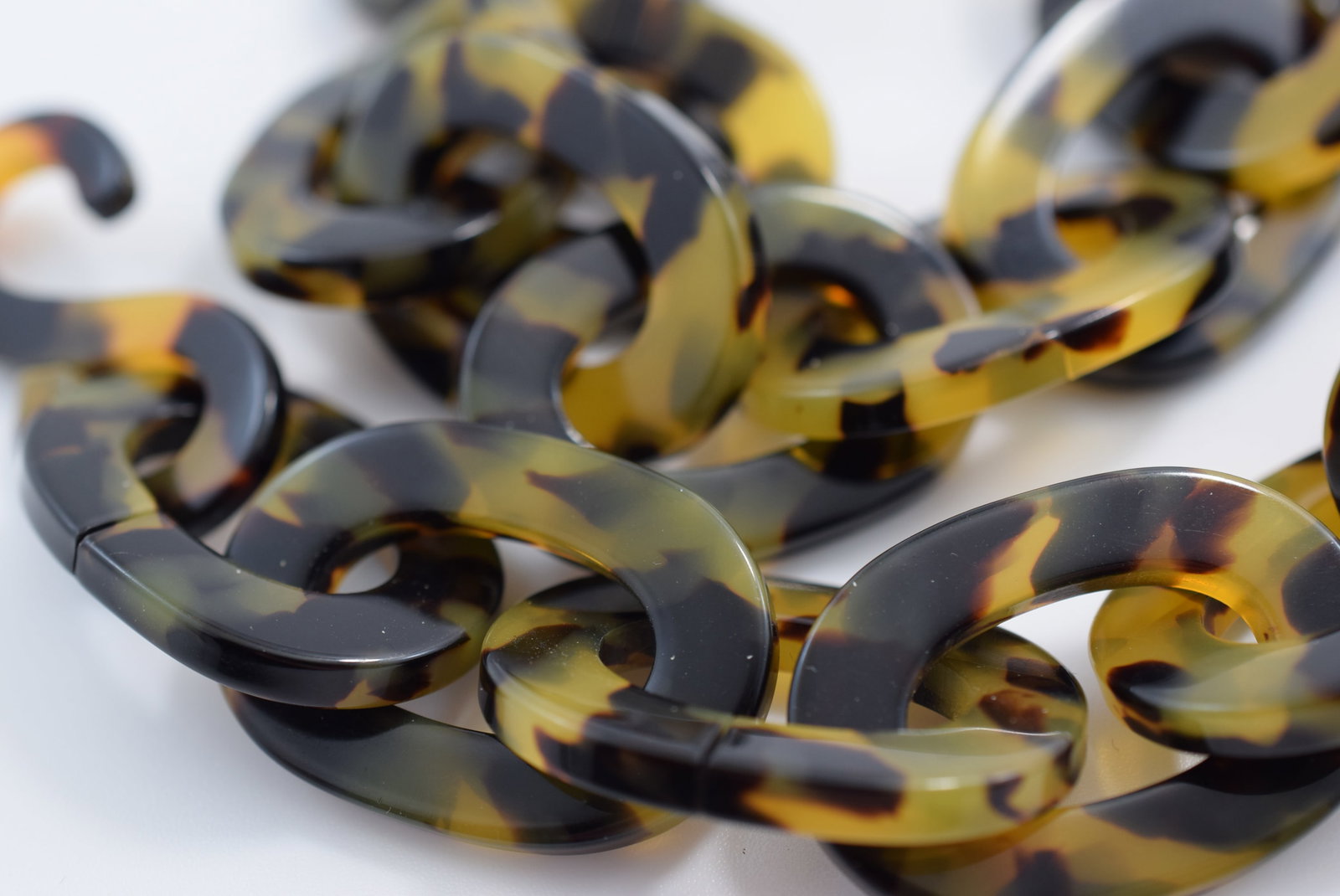 Massive Celluloid Link Necklace 35" Vintage Lot # JM 1149: Massive Celluloid Link Necklace 35" Vintage