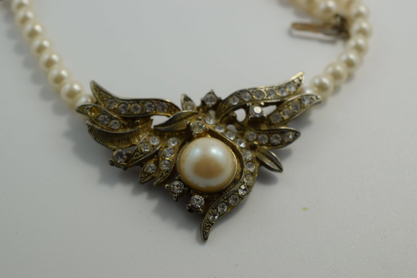 Rhinestone Necklace Faux Pearl 17" Vintage Lot # JM 1177: Rhinestone Necklace Faux Pearl 17" Vintage