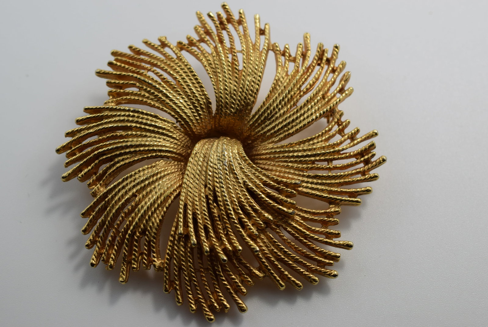 Celebrity NY Signed Huge Brooch Pin 3" Vintage Lot # JM 1191: Celebrity NY Signed Huge Brooch Pin 3" Vintage