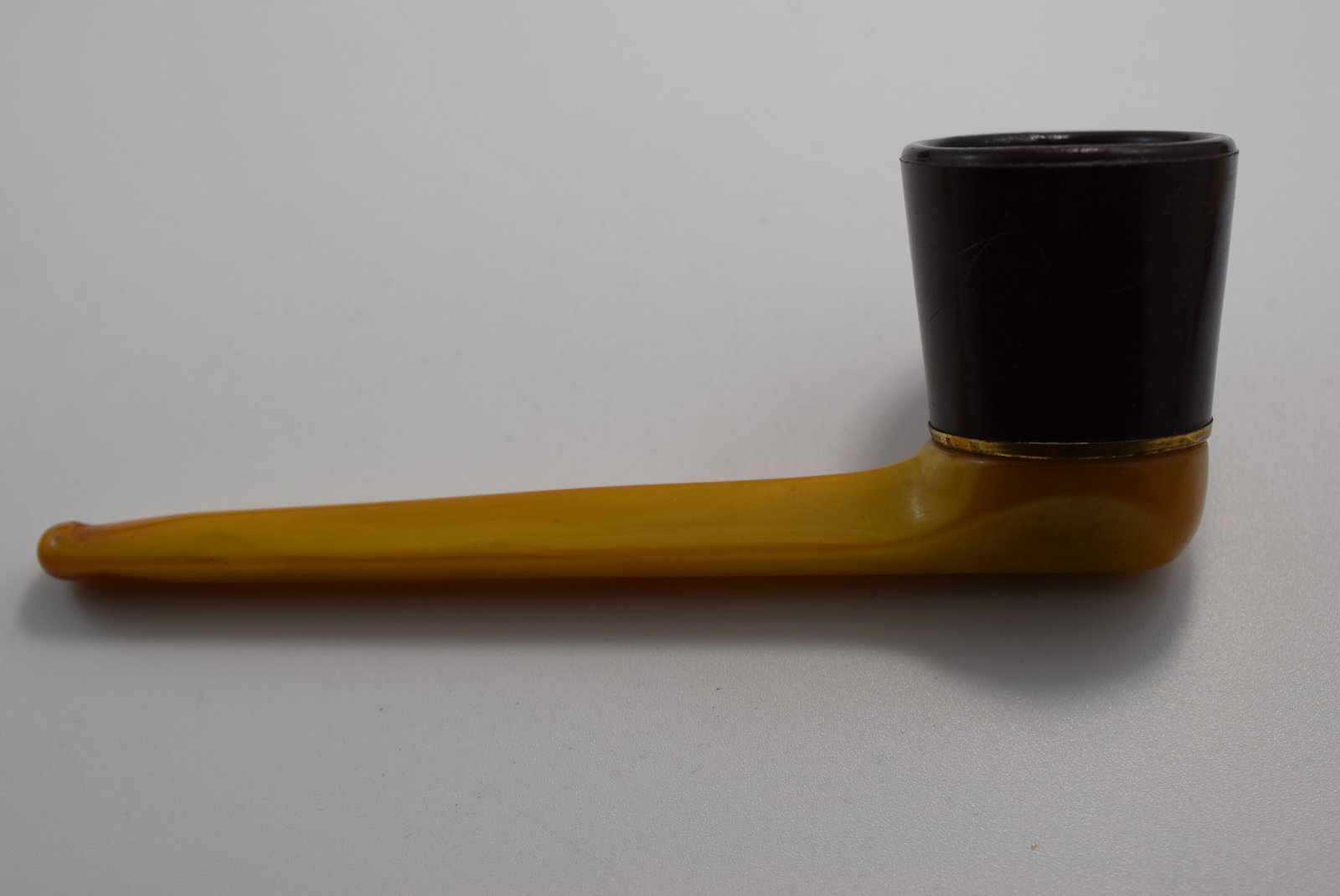 Bakelite Pipe 4 3/4" Vintage Lot # JM 1214 (1 of 2)