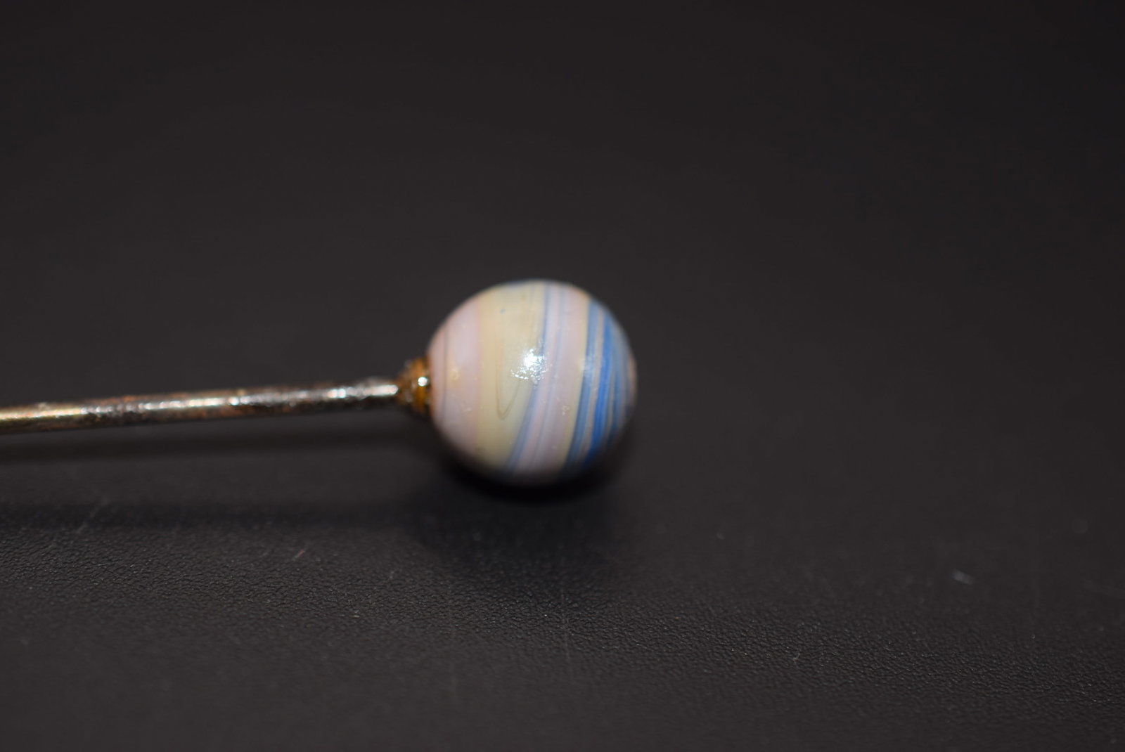 Hat Pin Mixed Colored Mottled Glass Edwardian Vintage Hatpin Lot 1238 (1 of 2)