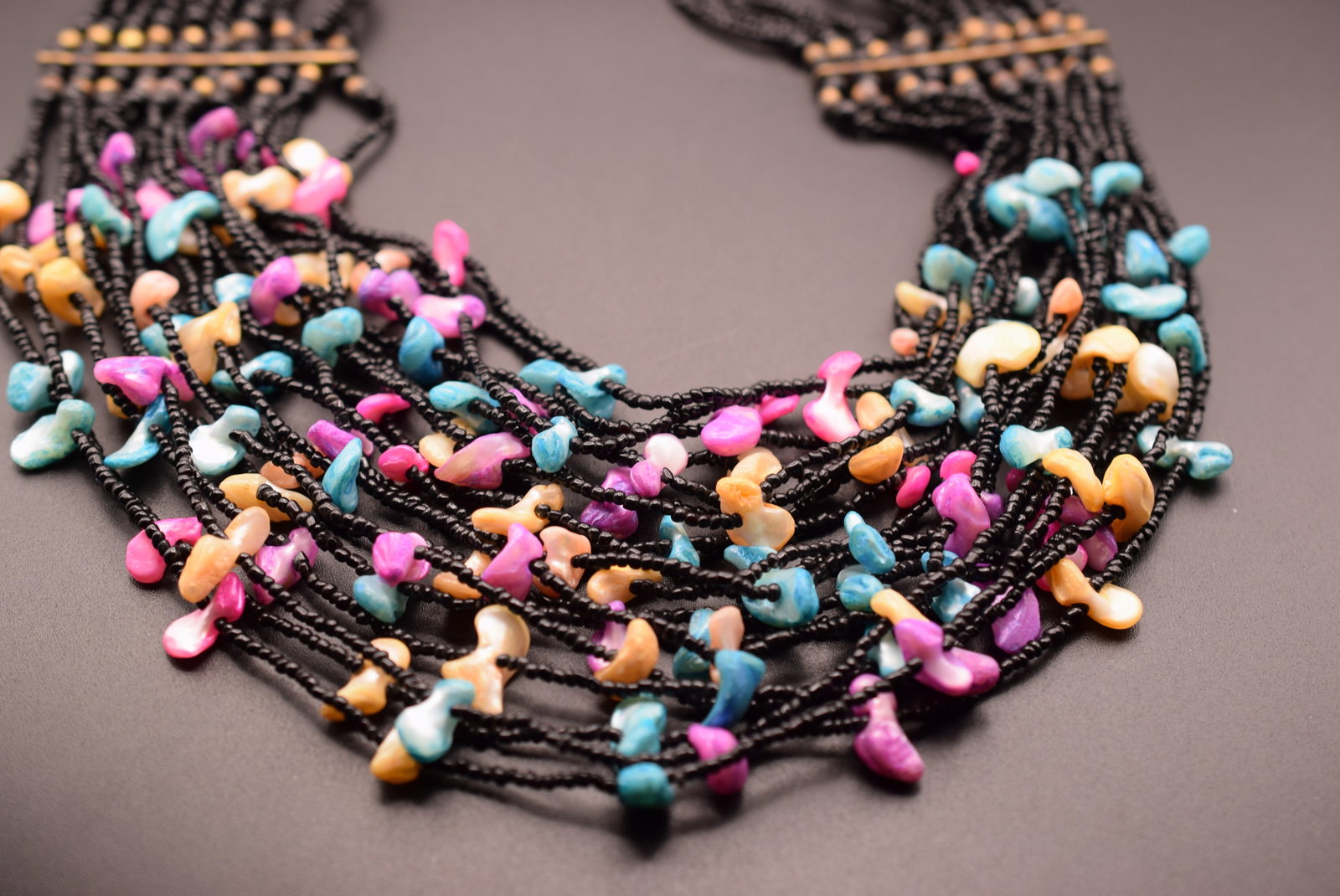 Vintage Necklace Colored Mother Pearl and Beaded Beauty Summer Fun Lot HK 3 (1 of 2)