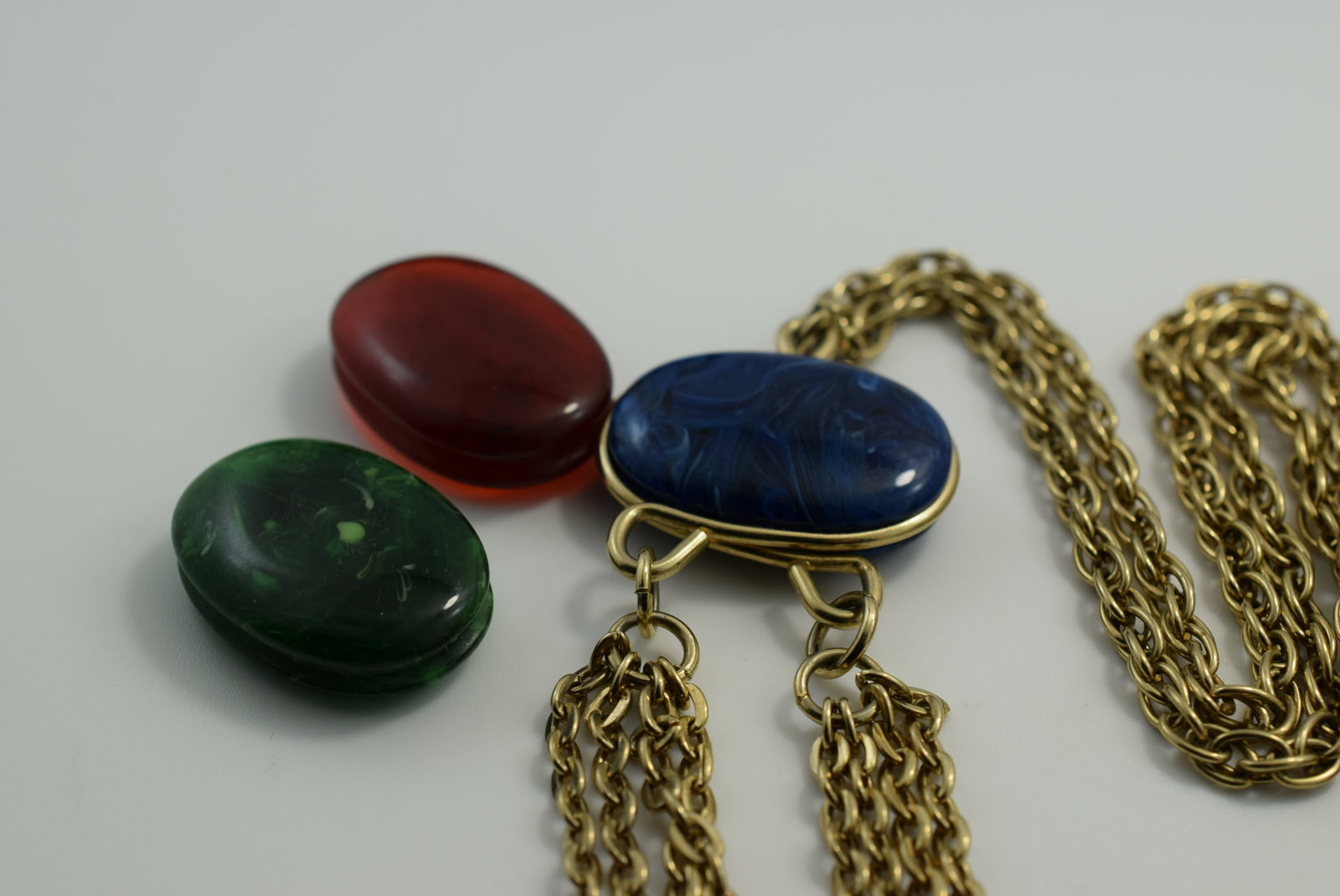 Interchangeable Necklace Blue Red Green 16" Vintage Lot # KN 38: Interchangeable Necklace Blue Red Green 16" Vintage