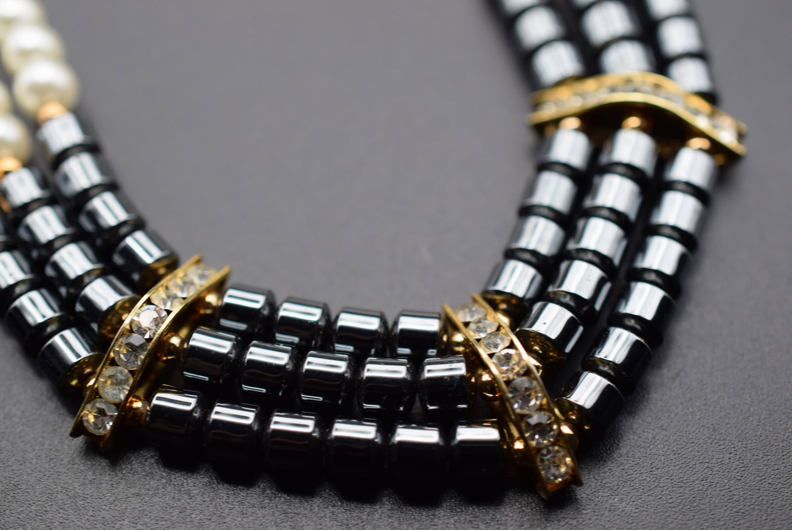 Hematite and Faux Pearl Necklace Lot HK 62 (1 of 2)