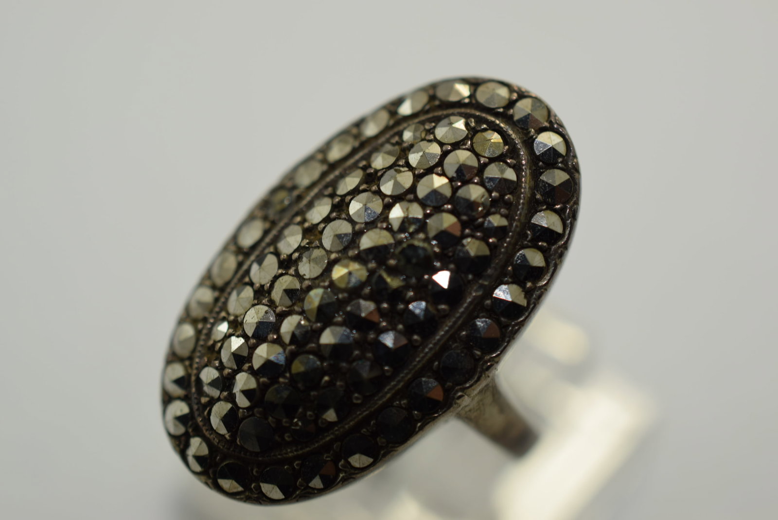 Marcasite Sterling Silver 925 Massive Finger Ring top 1 1/8" size 7.25 Vintage Lot # KN 86 (1 of 2)
