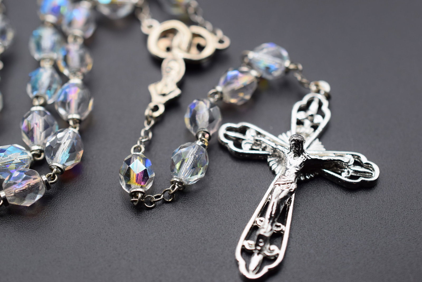 Vintage Rosary Hanging Length 22" Huge Crystals Lot HK 106: Vintage Rosary Hanging Length 22" Huge Crystals
