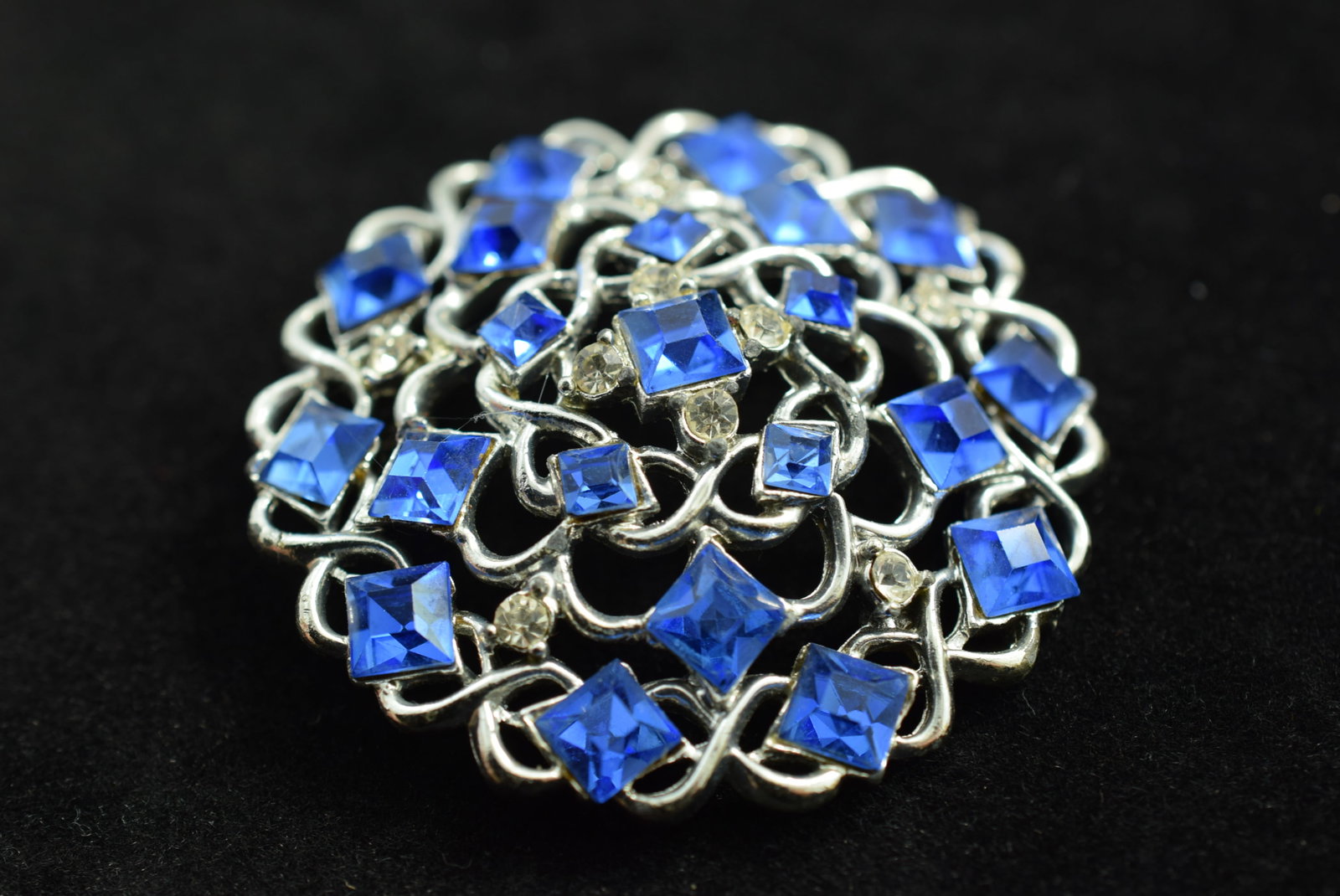 Huge Rhinestone 2 1/4" Brooch Pin Vintage Lot # KN 211 (1 of 2)