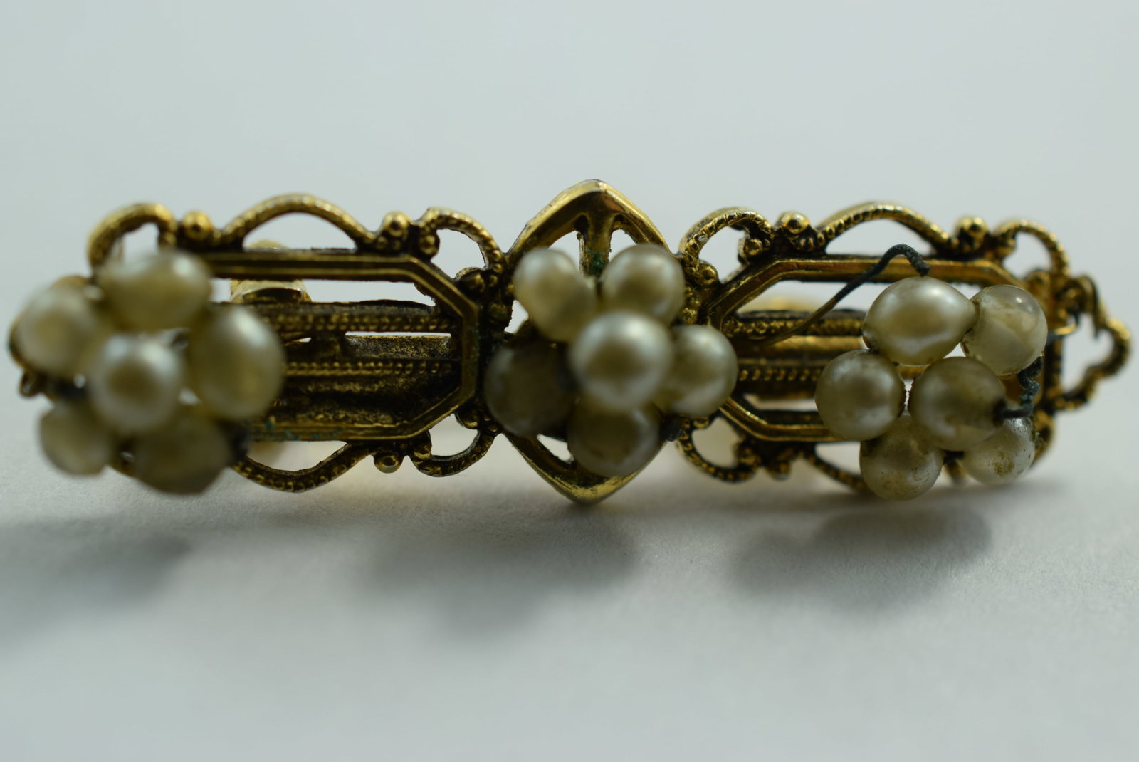 Mini Scatter Seed Pearl Brooch Pin 1 5/8" Vintage Lot # KN 220 (1 of 3)
